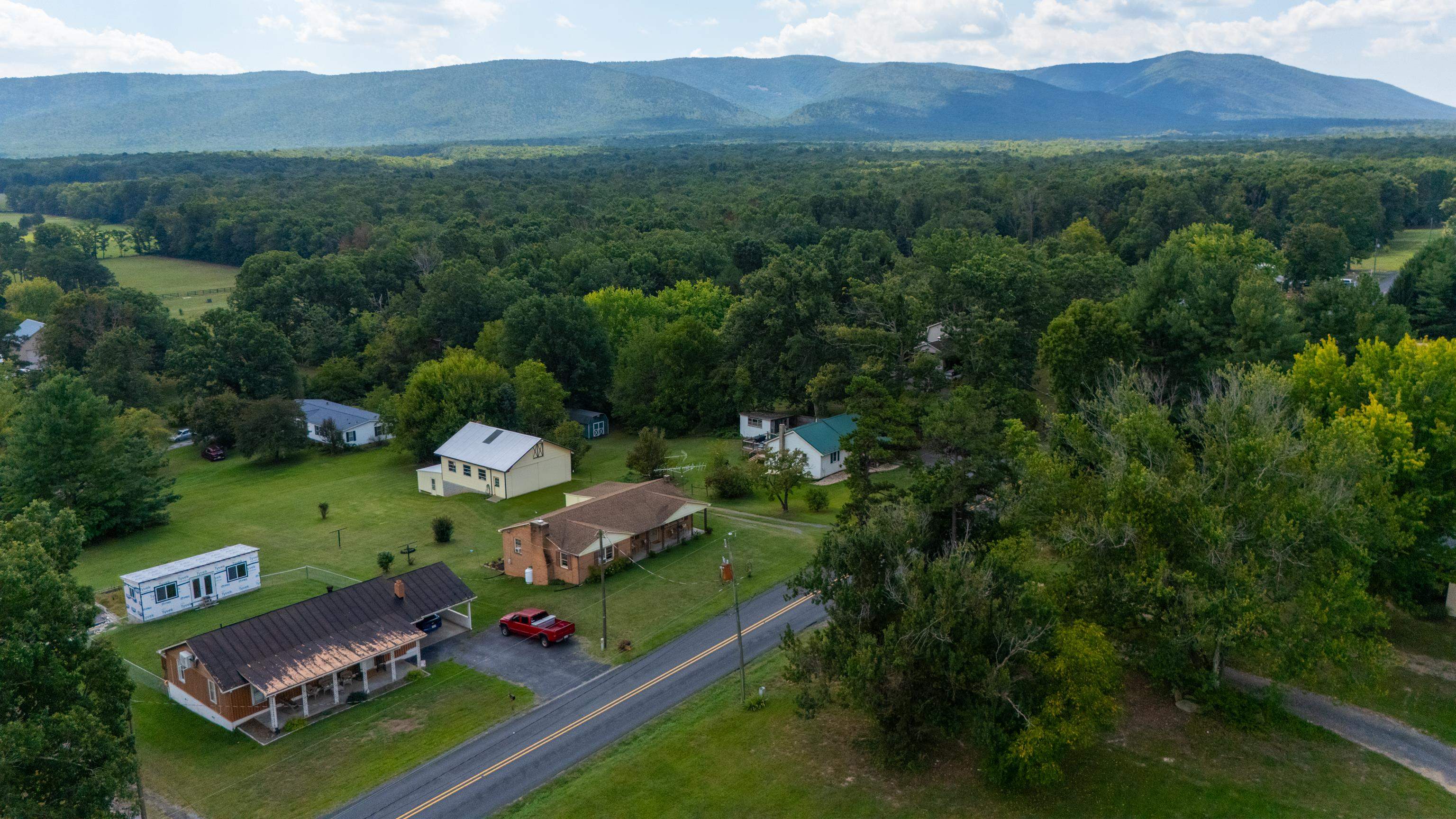 1096 COLD SPRING RD, STUARTS DRAFT, Virginia 24477, 3 Bedrooms Bedrooms, ,1 BathroomBathrooms,Residential,1096 COLD SPRING RD,681815 MLS # 681815 1096 COLD SPRING RD, STUARTS DRAFT, Virginia 24477, 3 Bedrooms Bedrooms, ,1 BathroomBathrooms,Residential,1096 COLD SPRING RD,681815 MLS # 681815