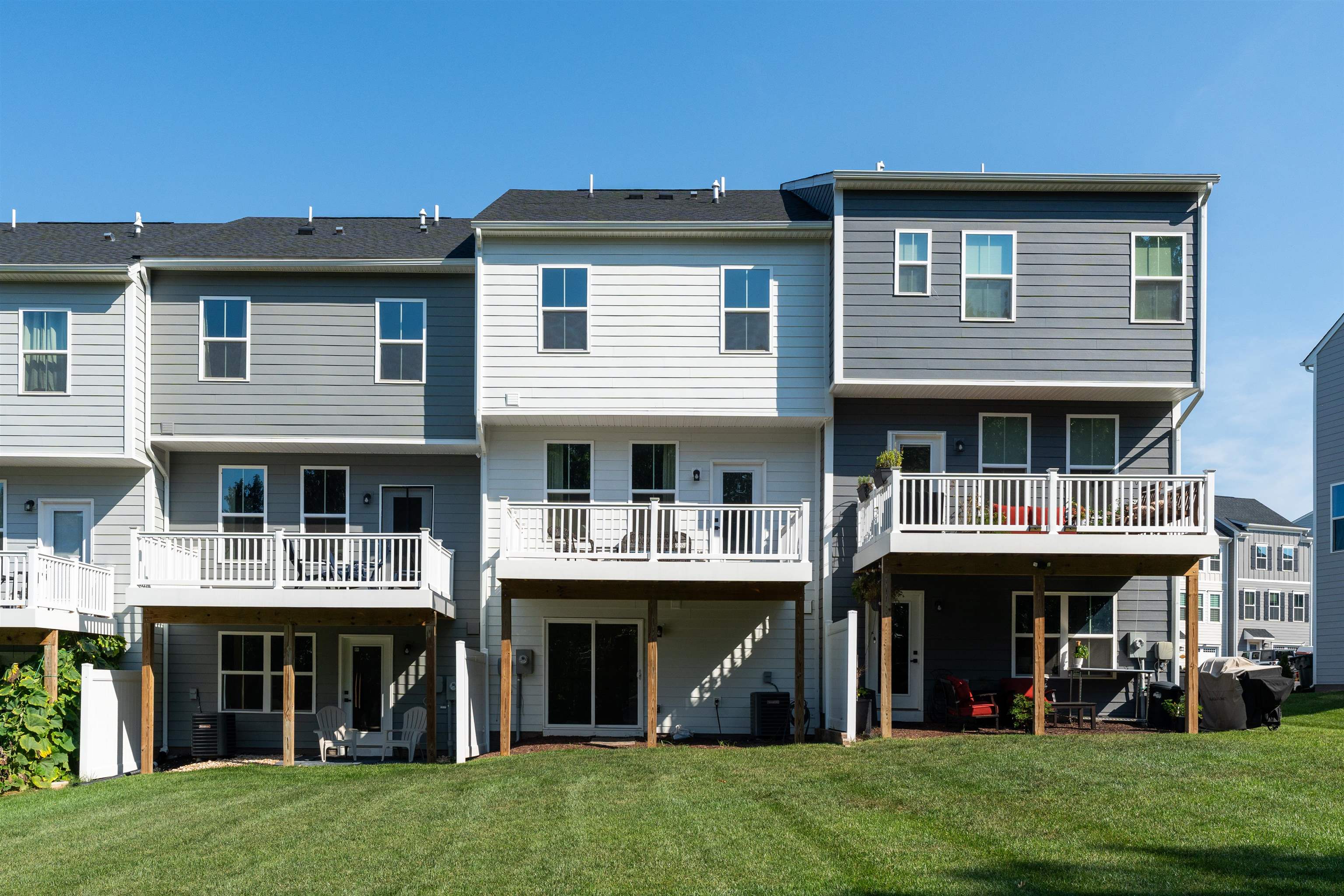 9 IRON HORSE LN, FISHERSVILLE, Virginia 22939, 4 Bedrooms Bedrooms, ,3 BathroomsBathrooms,Residential,9 IRON HORSE LN,681819 MLS # 681819