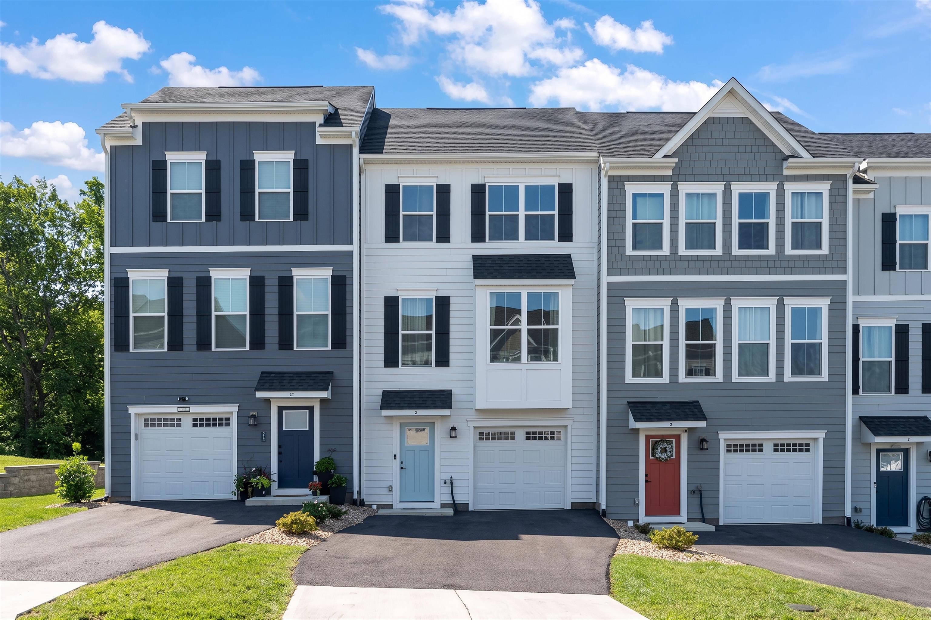 9 IRON HORSE LN, FISHERSVILLE, Virginia 22939, 4 Bedrooms Bedrooms, ,3 BathroomsBathrooms,Residential,9 IRON HORSE LN,681819 MLS # 681819