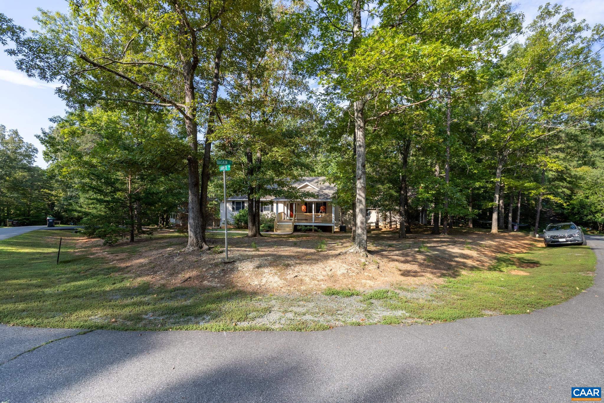 2 BASKIN CT, PALMYRA, Virginia 22963, 4 Bedrooms Bedrooms, ,3 BathroomsBathrooms,Residential,Home Sweet Home,2 BASKIN CT,681788 MLS # 681788