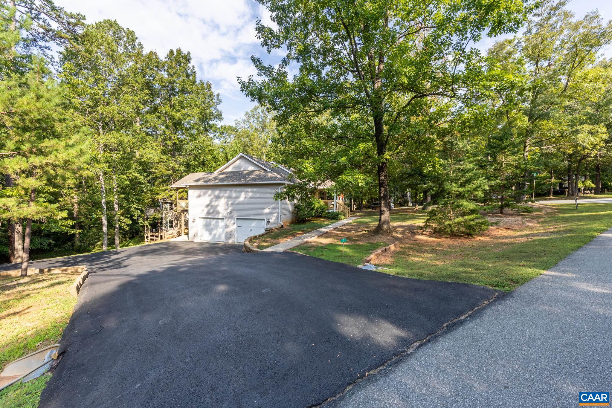 2 BASKIN CT, PALMYRA, Virginia 22963, 4 Bedrooms Bedrooms, ,3 BathroomsBathrooms,Residential,Home Sweet Home,2 BASKIN CT,681788 MLS # 681788