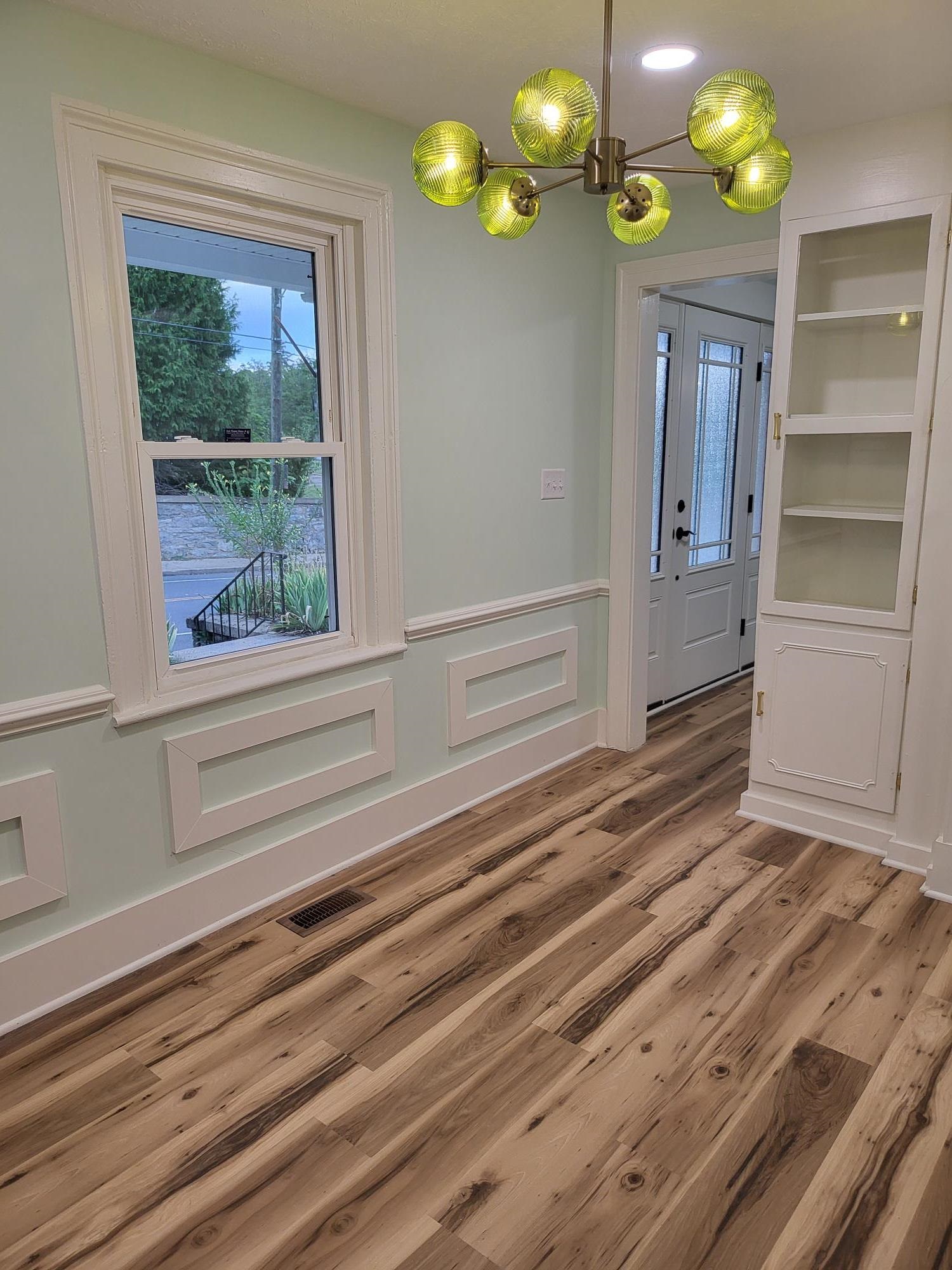 1202 W BEVERLEY ST, STAUNTON, Virginia 24401, 3 Bedrooms Bedrooms, ,2 BathroomsBathrooms,Residential,1202 W BEVERLEY ST,681830 MLS # 681830 1202 W BEVERLEY ST, STAUNTON, Virginia 24401, 3 Bedrooms Bedrooms, ,2 BathroomsBathrooms,Residential,1202 W BEVERLEY ST,681830 MLS # 681830