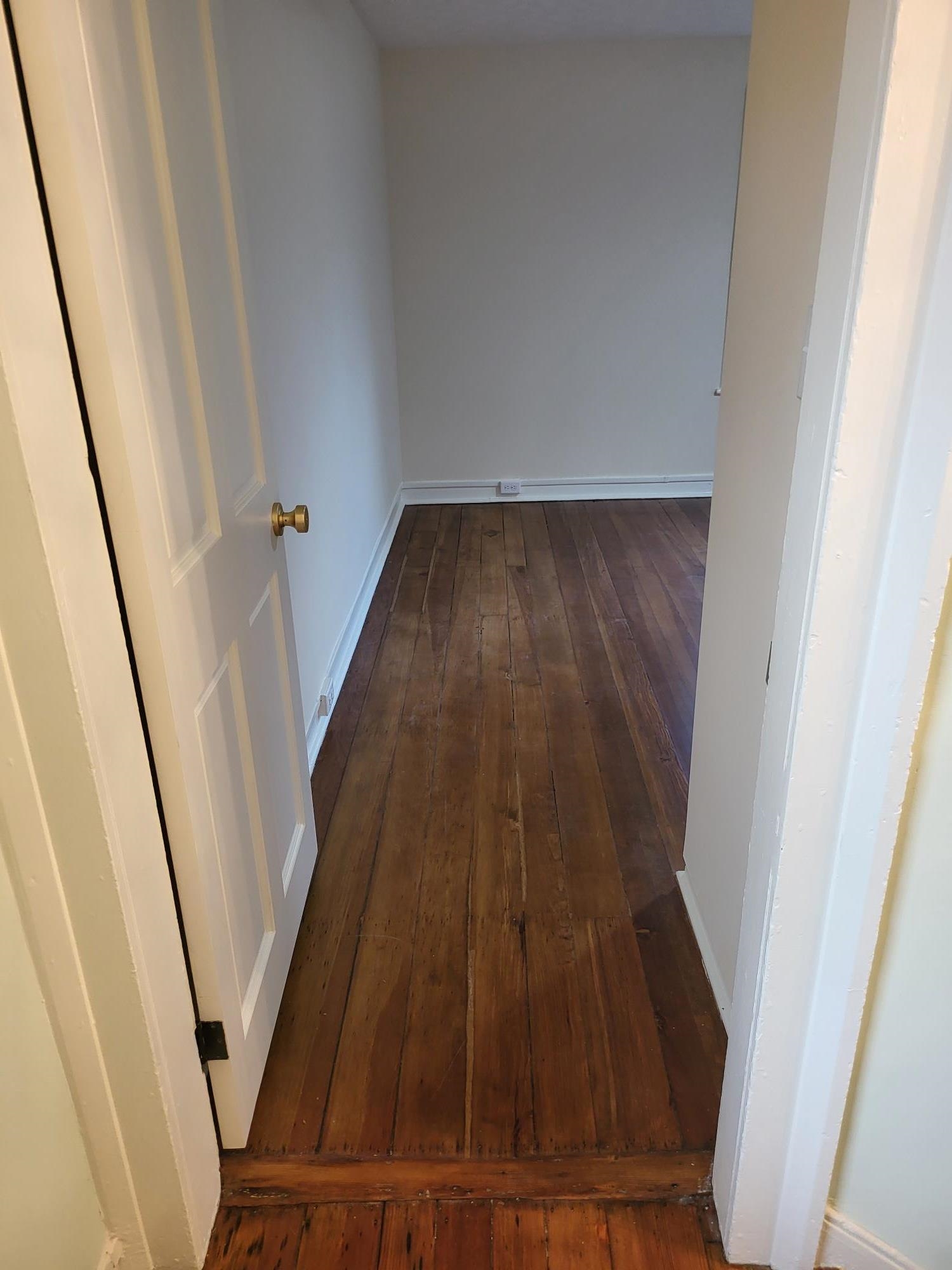 1202 W BEVERLEY ST, STAUNTON, Virginia 24401, 3 Bedrooms Bedrooms, ,2 BathroomsBathrooms,Residential,1202 W BEVERLEY ST,681830 MLS # 681830 1202 W BEVERLEY ST, STAUNTON, Virginia 24401, 3 Bedrooms Bedrooms, ,2 BathroomsBathrooms,Residential,1202 W BEVERLEY ST,681830 MLS # 681830