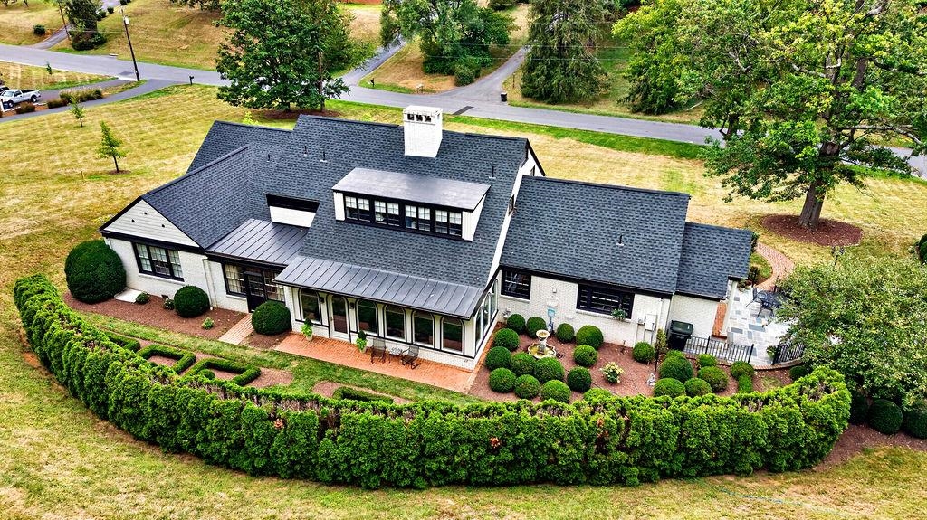 1431 DOGWOOD RD, STAUNTON, Virginia 24401, 3 Bedrooms Bedrooms, ,2 BathroomsBathrooms,Residential,1431 DOGWOOD RD,681834 MLS # 681834 1431 DOGWOOD RD, STAUNTON, Virginia 24401, 3 Bedrooms Bedrooms, ,2 BathroomsBathrooms,Residential,1431 DOGWOOD RD,681834 MLS # 681834
