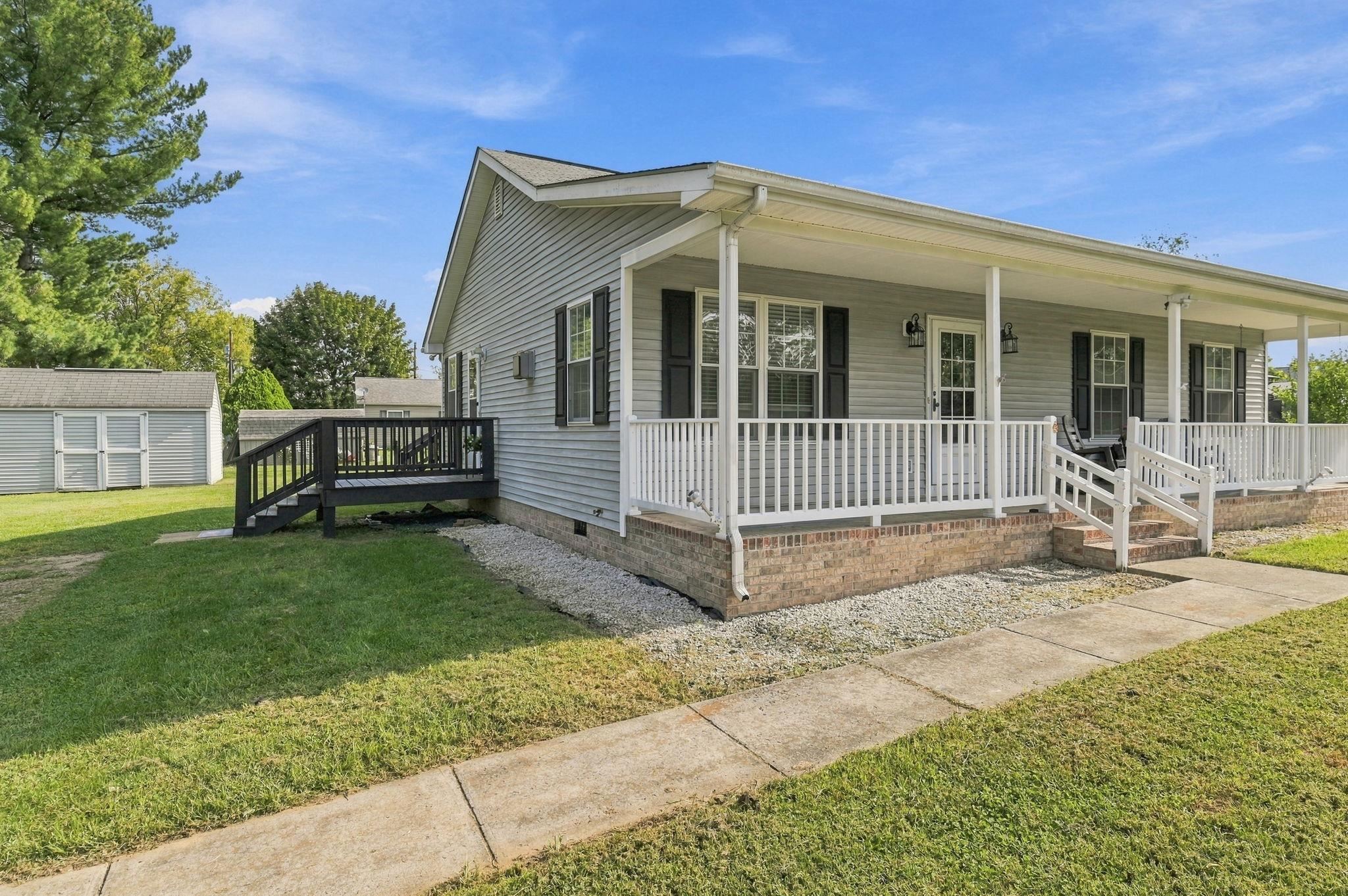 402 4TH ST, GROTTOES, Virginia 24441, 3 Bedrooms Bedrooms, ,2 BathroomsBathrooms,Residential,402 4TH ST,681835 MLS # 681835 402 4TH ST, GROTTOES, Virginia 24441, 3 Bedrooms Bedrooms, ,2 BathroomsBathrooms,Residential,402 4TH ST,681835 MLS # 681835