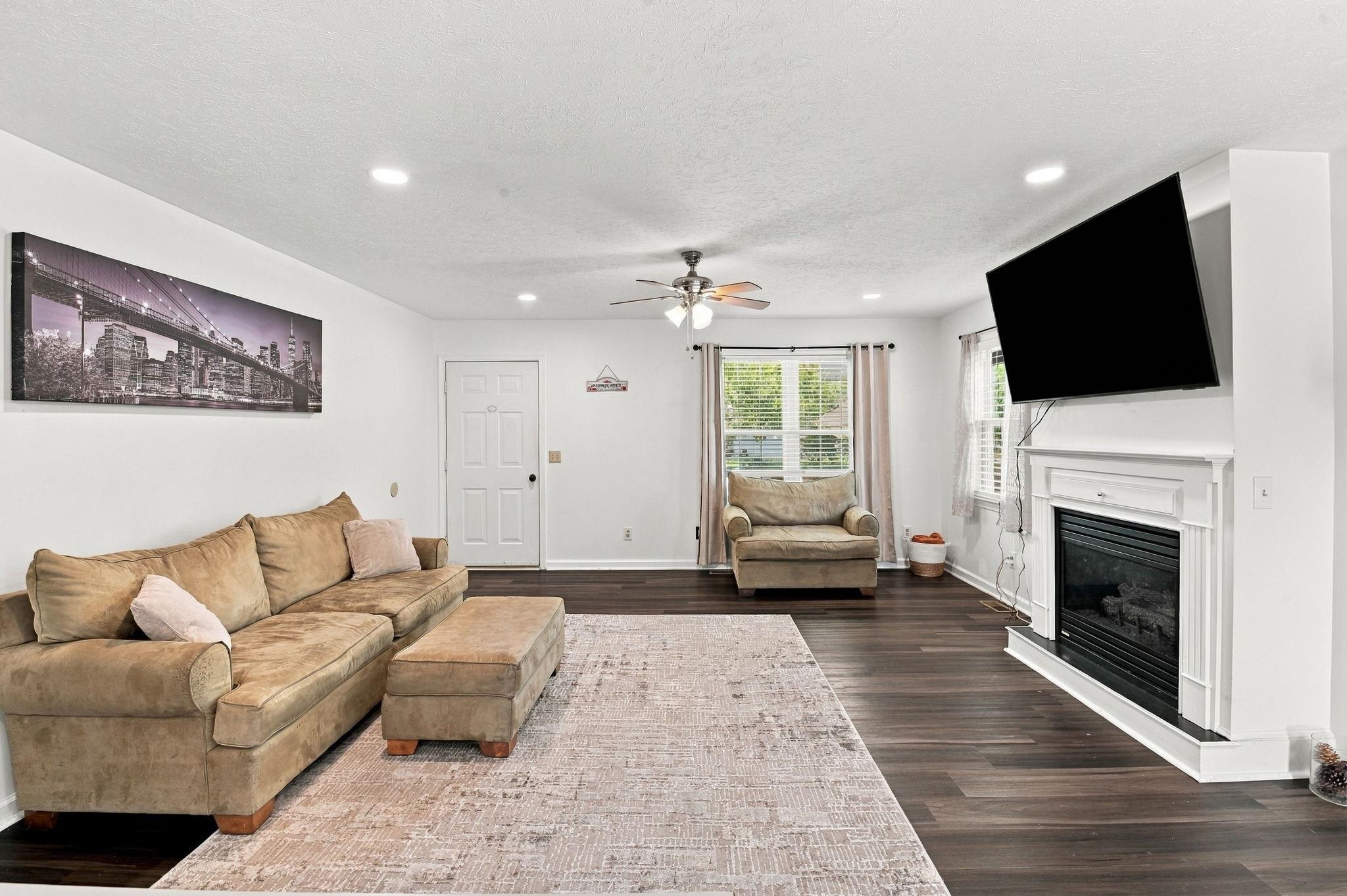 402 4TH ST, GROTTOES, Virginia 24441, 3 Bedrooms Bedrooms, ,2 BathroomsBathrooms,Residential,402 4TH ST,681835 MLS # 681835 402 4TH ST, GROTTOES, Virginia 24441, 3 Bedrooms Bedrooms, ,2 BathroomsBathrooms,Residential,402 4TH ST,681835 MLS # 681835