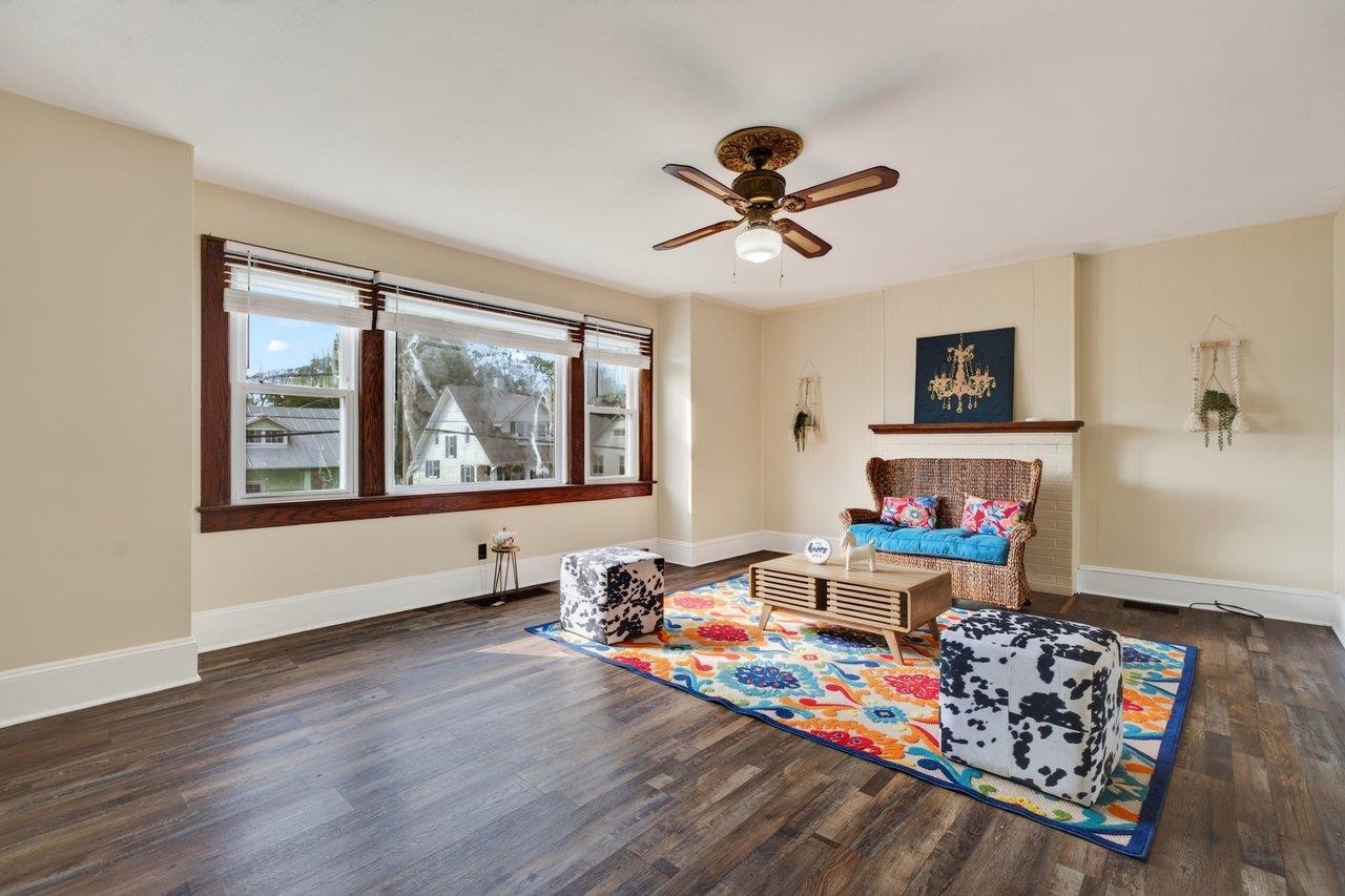 52 N WILLOW ST, HARRISONBURG, Virginia 22802, 3 Bedrooms Bedrooms, ,2 BathroomsBathrooms,Residential,52 N WILLOW ST,681840 MLS # 681840 52 N WILLOW ST, HARRISONBURG, Virginia 22802, 3 Bedrooms Bedrooms, ,2 BathroomsBathrooms,Residential,52 N WILLOW ST,681840 MLS # 681840