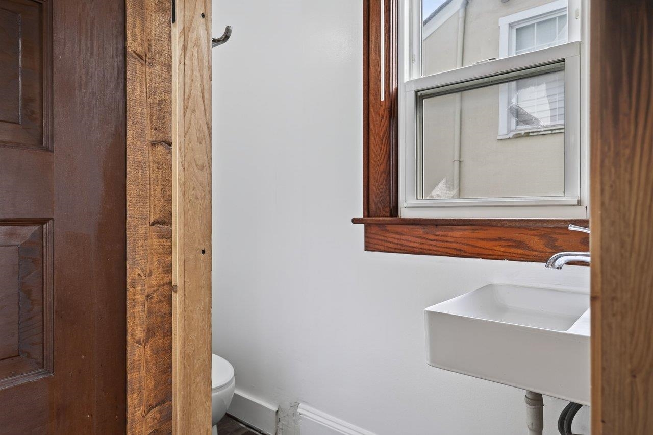 52 N WILLOW ST, HARRISONBURG, Virginia 22802, 3 Bedrooms Bedrooms, ,2 BathroomsBathrooms,Residential,52 N WILLOW ST,681840 MLS # 681840 52 N WILLOW ST, HARRISONBURG, Virginia 22802, 3 Bedrooms Bedrooms, ,2 BathroomsBathrooms,Residential,52 N WILLOW ST,681840 MLS # 681840