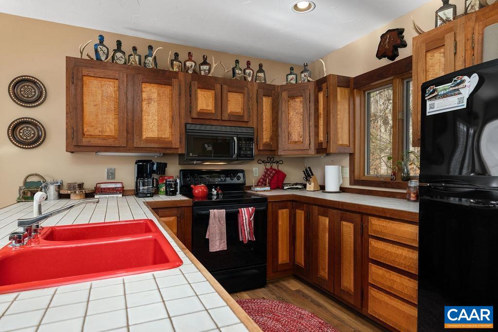 44 LADY SLIPPER LN, ROSELAND, Virginia 22967, 3 Bedrooms Bedrooms, ,2 BathroomsBathrooms,Residential,44 LADY SLIPPER LN,681841 MLS # 681841 44 LADY SLIPPER LN, ROSELAND, Virginia 22967, 3 Bedrooms Bedrooms, ,2 BathroomsBathrooms,Residential,44 LADY SLIPPER LN,681841 MLS # 681841