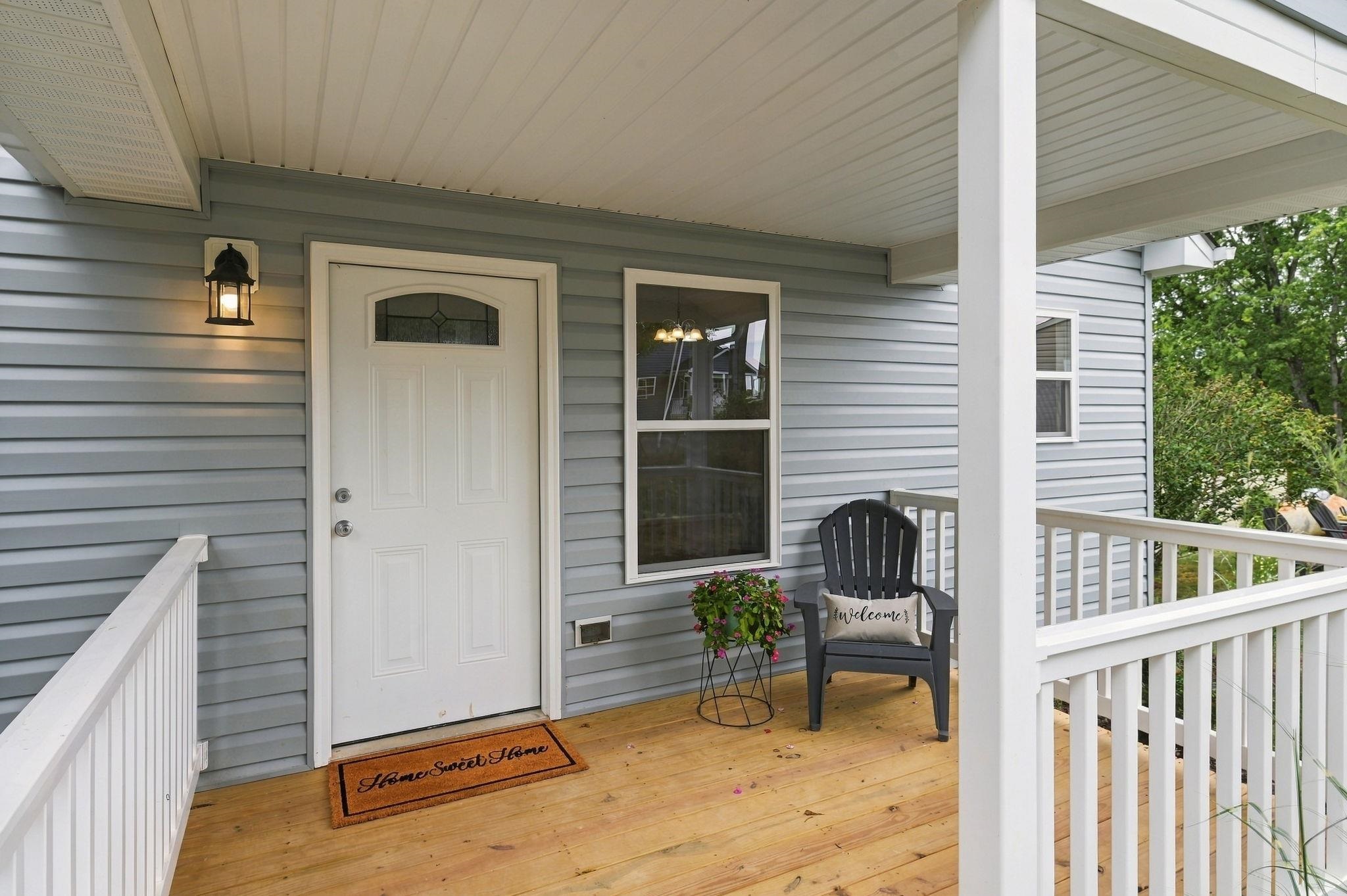 718 MINEOLA ST, STAUNTON, Virginia 24401, 3 Bedrooms Bedrooms, ,2 BathroomsBathrooms,Residential,718 MINEOLA ST,681845 MLS # 681845 718 MINEOLA ST, STAUNTON, Virginia 24401, 3 Bedrooms Bedrooms, ,2 BathroomsBathrooms,Residential,718 MINEOLA ST,681845 MLS # 681845