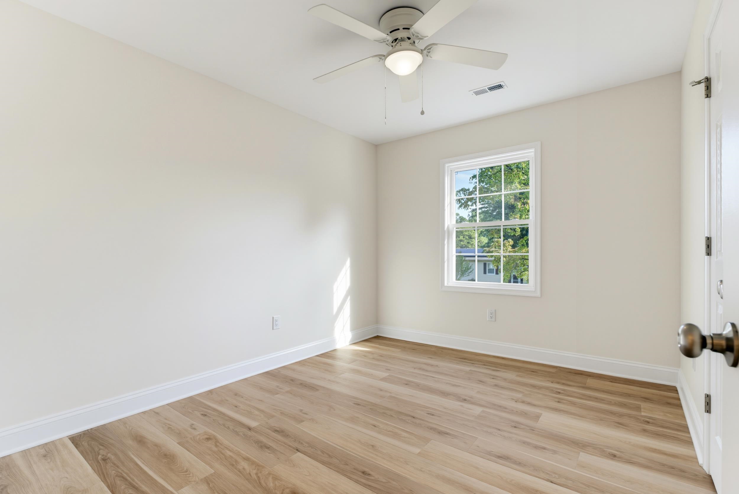 661 GLORIA PL, STAUNTON, Virginia 24401, 4 Bedrooms Bedrooms, ,2 BathroomsBathrooms,Residential,661 GLORIA PL,681848 MLS # 681848