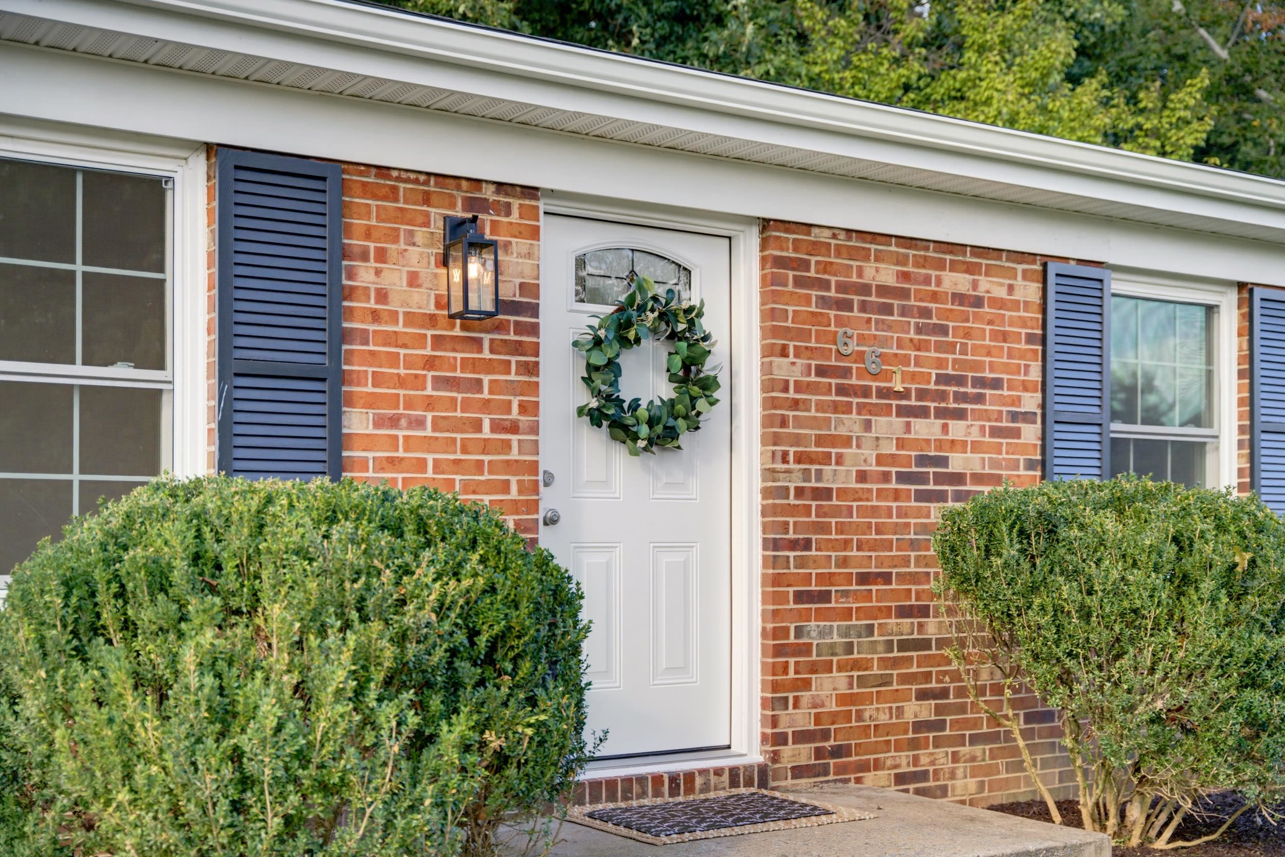 661 GLORIA PL, STAUNTON, Virginia 24401, 4 Bedrooms Bedrooms, ,2 BathroomsBathrooms,Residential,661 GLORIA PL,681848 MLS # 681848
