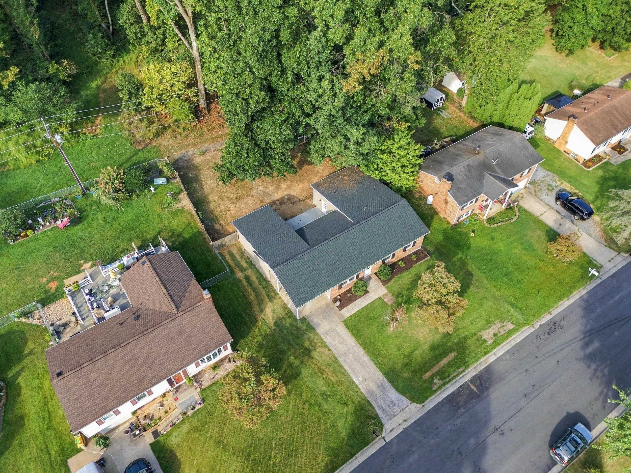 661 GLORIA PL, STAUNTON, Virginia 24401, 4 Bedrooms Bedrooms, ,2 BathroomsBathrooms,Residential,661 GLORIA PL,681848 MLS # 681848