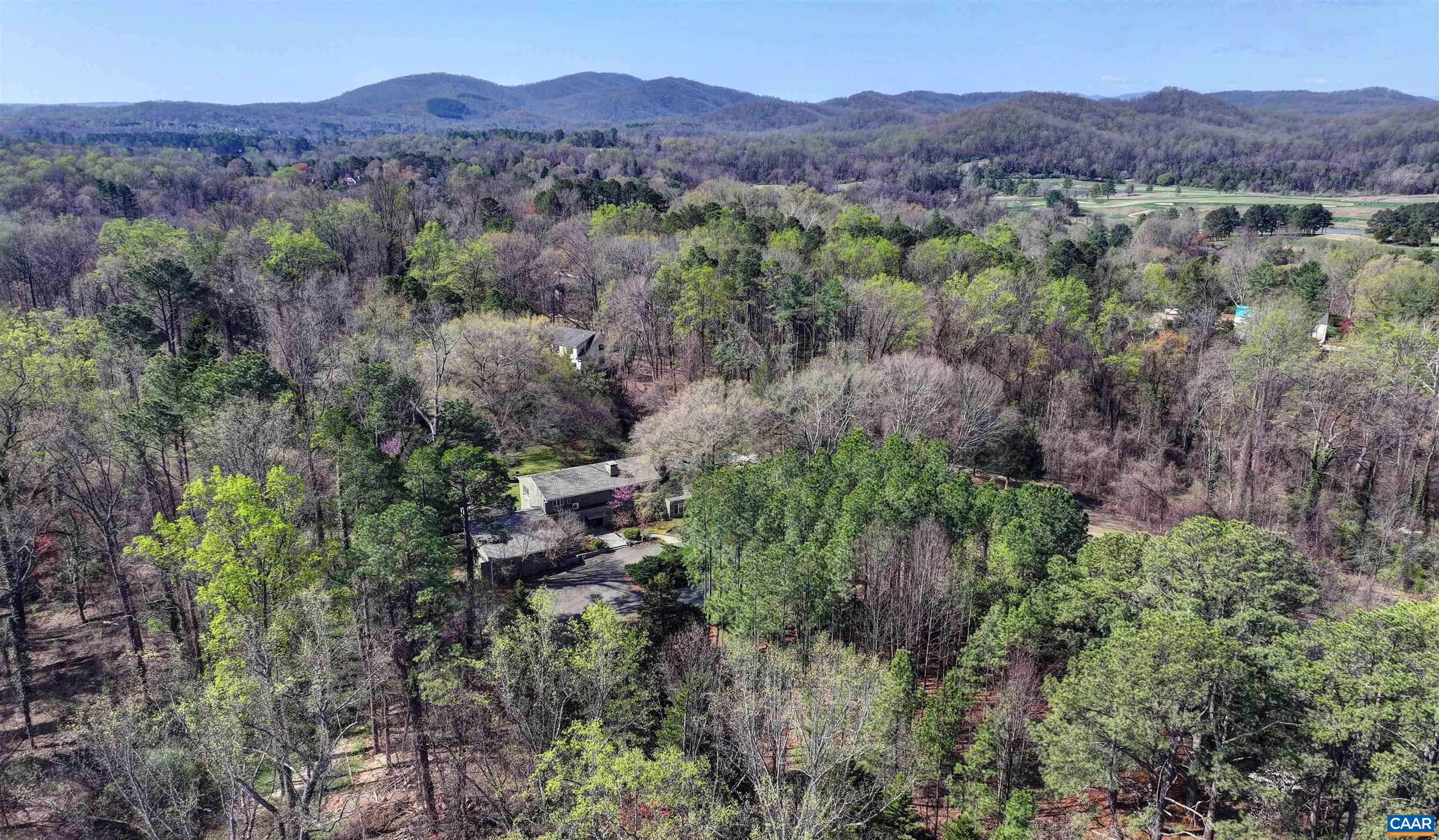 23 OLD FARM RD, CHARLOTTESVILLE, Virginia 22903, 5 Bedrooms Bedrooms, ,4 BathroomsBathrooms,Residential,23 OLD FARM RD,681853 MLS # 681853