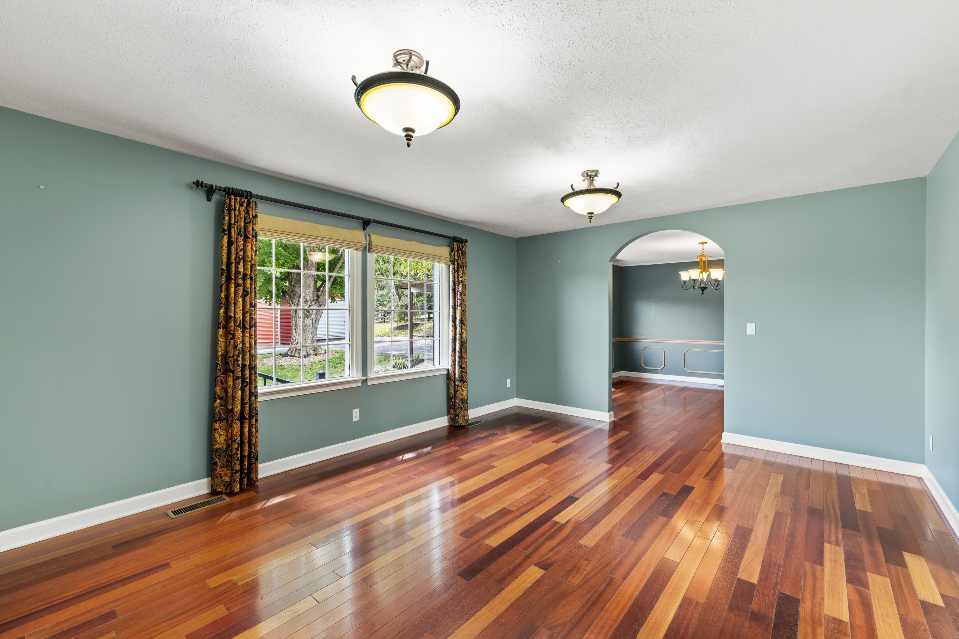 308 STONEWALL RD, WEYERS CAVE, Virginia 24486, 5 Bedrooms Bedrooms, ,5 BathroomsBathrooms,Residential,308 STONEWALL RD,681857 MLS # 681857 308 STONEWALL RD, WEYERS CAVE, Virginia 24486, 5 Bedrooms Bedrooms, ,5 BathroomsBathrooms,Residential,308 STONEWALL RD,681857 MLS # 681857