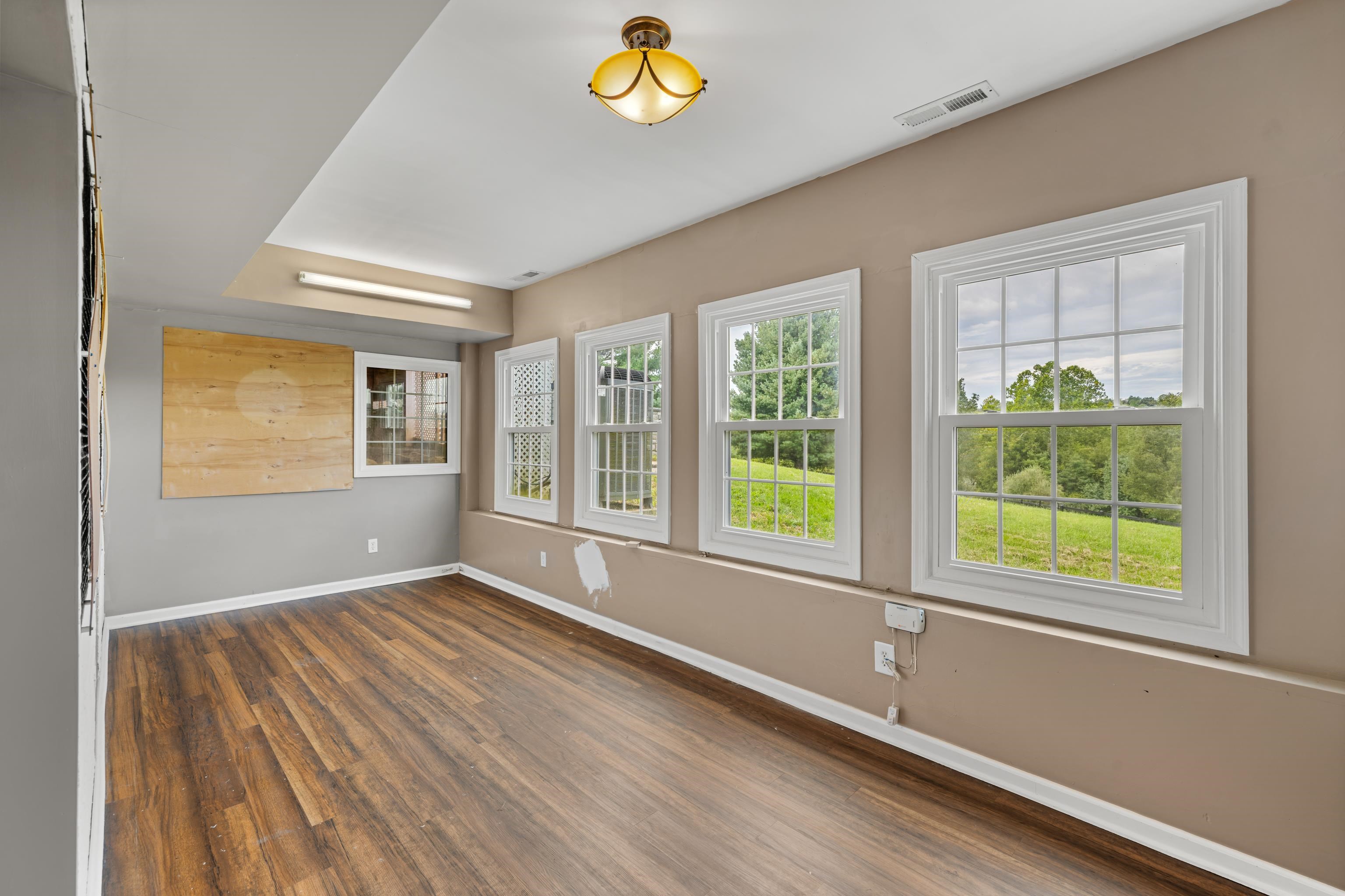308 STONEWALL RD, WEYERS CAVE, Virginia 24486, 5 Bedrooms Bedrooms, ,5 BathroomsBathrooms,Residential,308 STONEWALL RD,681857 MLS # 681857 308 STONEWALL RD, WEYERS CAVE, Virginia 24486, 5 Bedrooms Bedrooms, ,5 BathroomsBathrooms,Residential,308 STONEWALL RD,681857 MLS # 681857