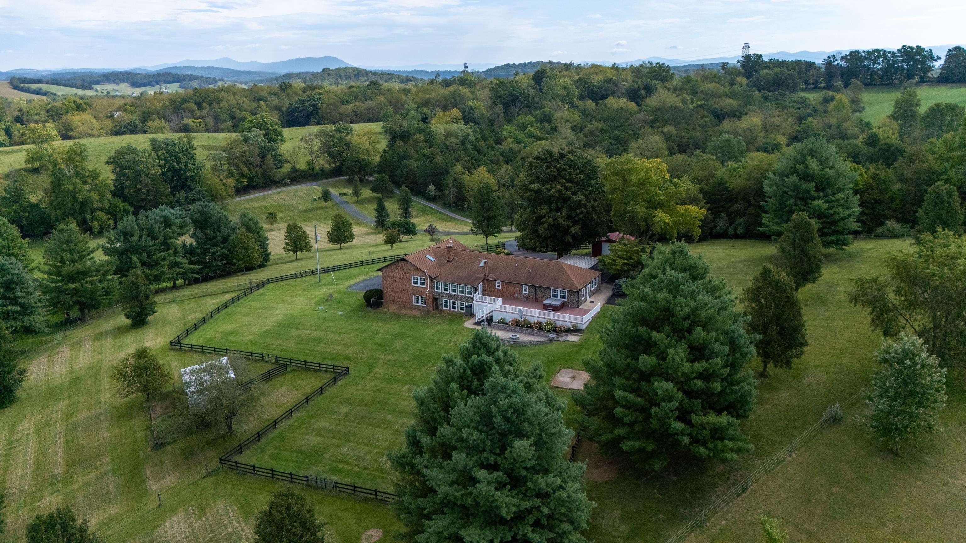 308 STONEWALL RD, WEYERS CAVE, Virginia 24486, 5 Bedrooms Bedrooms, ,5 BathroomsBathrooms,Residential,308 STONEWALL RD,681857 MLS # 681857 308 STONEWALL RD, WEYERS CAVE, Virginia 24486, 5 Bedrooms Bedrooms, ,5 BathroomsBathrooms,Residential,308 STONEWALL RD,681857 MLS # 681857