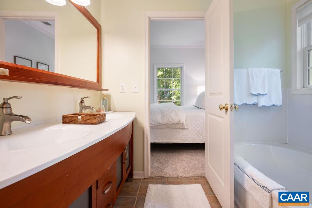 180 LYNX FARM LN, CHARLOTTESVILLE, Virginia 22903, 2 Bedrooms Bedrooms, ,2 BathroomsBathrooms,Residential,180 LYNX FARM LN,681858 MLS # 681858 180 LYNX FARM LN, CHARLOTTESVILLE, Virginia 22903, 2 Bedrooms Bedrooms, ,2 BathroomsBathrooms,Residential,180 LYNX FARM LN,681858 MLS # 681858
