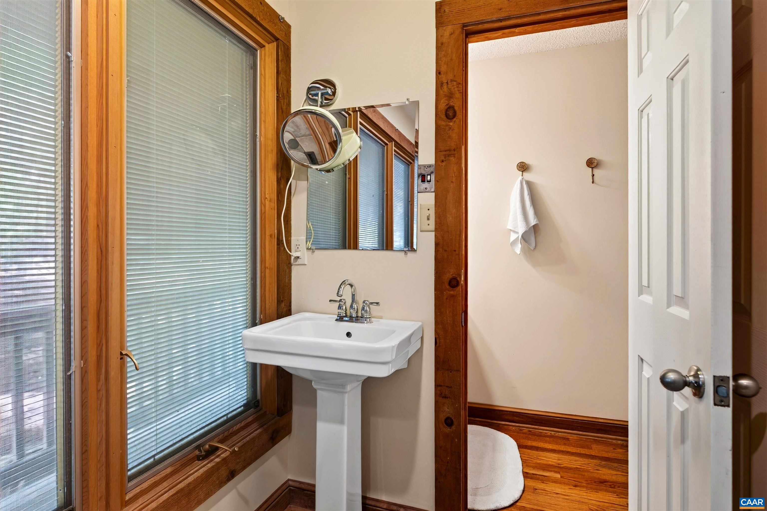 67 SHINGLE OAK LN, NELLYSFORD, Virginia 22958, 3 Bedrooms Bedrooms, ,2 BathroomsBathrooms,Residential,67 SHINGLE OAK LN,681860 MLS # 681860 67 SHINGLE OAK LN, NELLYSFORD, Virginia 22958, 3 Bedrooms Bedrooms, ,2 BathroomsBathrooms,Residential,67 SHINGLE OAK LN,681860 MLS # 681860
