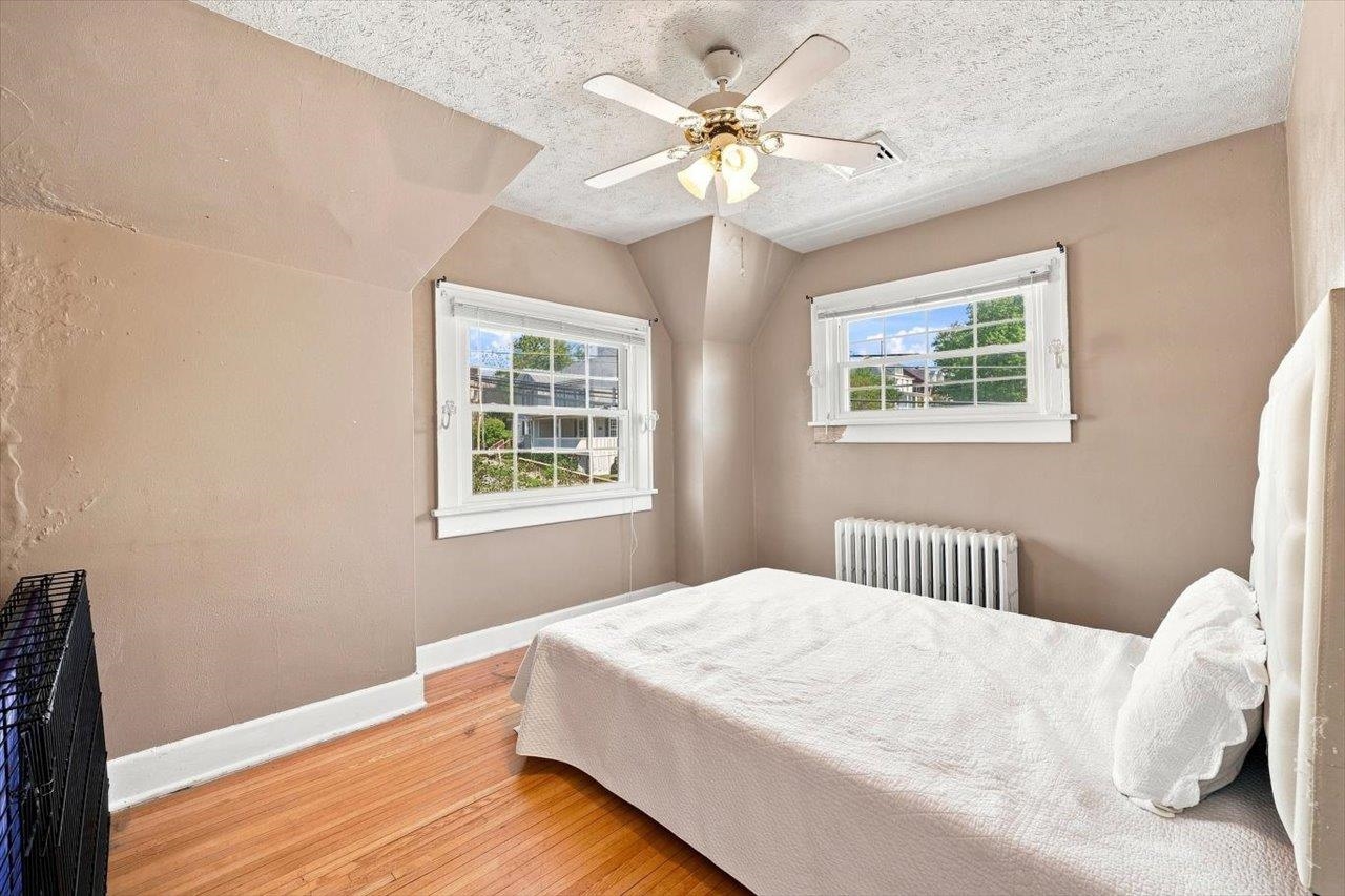 504 WALNUT AVE, WAYNESBORO, Virginia 22980, 3 Bedrooms Bedrooms, ,2 BathroomsBathrooms,Residential,504 WALNUT AVE,681861 MLS # 681861 504 WALNUT AVE, WAYNESBORO, Virginia 22980, 3 Bedrooms Bedrooms, ,2 BathroomsBathrooms,Residential,504 WALNUT AVE,681861 MLS # 681861