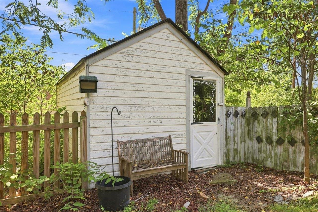 504 WALNUT AVE, WAYNESBORO, Virginia 22980, 3 Bedrooms Bedrooms, ,2 BathroomsBathrooms,Residential,504 WALNUT AVE,681861 MLS # 681861 504 WALNUT AVE, WAYNESBORO, Virginia 22980, 3 Bedrooms Bedrooms, ,2 BathroomsBathrooms,Residential,504 WALNUT AVE,681861 MLS # 681861