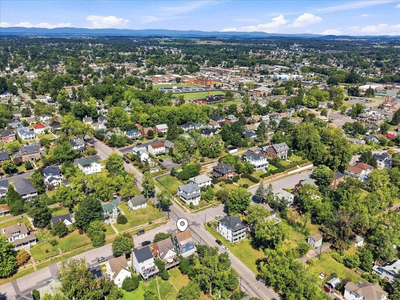 504 WALNUT AVE, WAYNESBORO, Virginia 22980, 3 Bedrooms Bedrooms, ,2 BathroomsBathrooms,Residential,504 WALNUT AVE,681861 MLS # 681861 504 WALNUT AVE, WAYNESBORO, Virginia 22980, 3 Bedrooms Bedrooms, ,2 BathroomsBathrooms,Residential,504 WALNUT AVE,681861 MLS # 681861