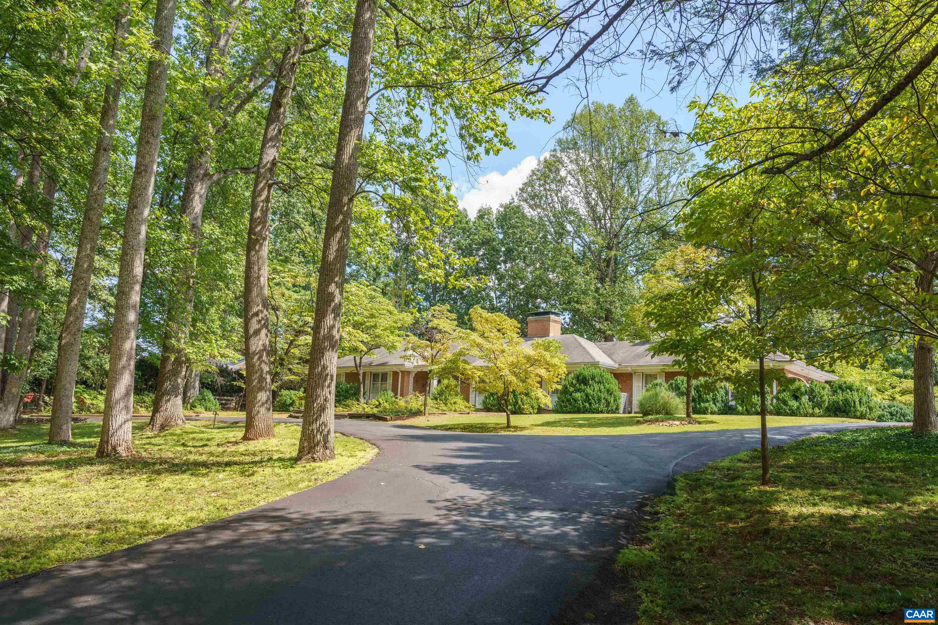 490 OAK CIR, CHARLOTTESVILLE, Virginia 22901, 4 Bedrooms Bedrooms, ,3 BathroomsBathrooms,Residential,490 OAK CIR,681811 MLS # 681811 490 OAK CIR, CHARLOTTESVILLE, Virginia 22901, 4 Bedrooms Bedrooms, ,3 BathroomsBathrooms,Residential,490 OAK CIR,681811 MLS # 681811