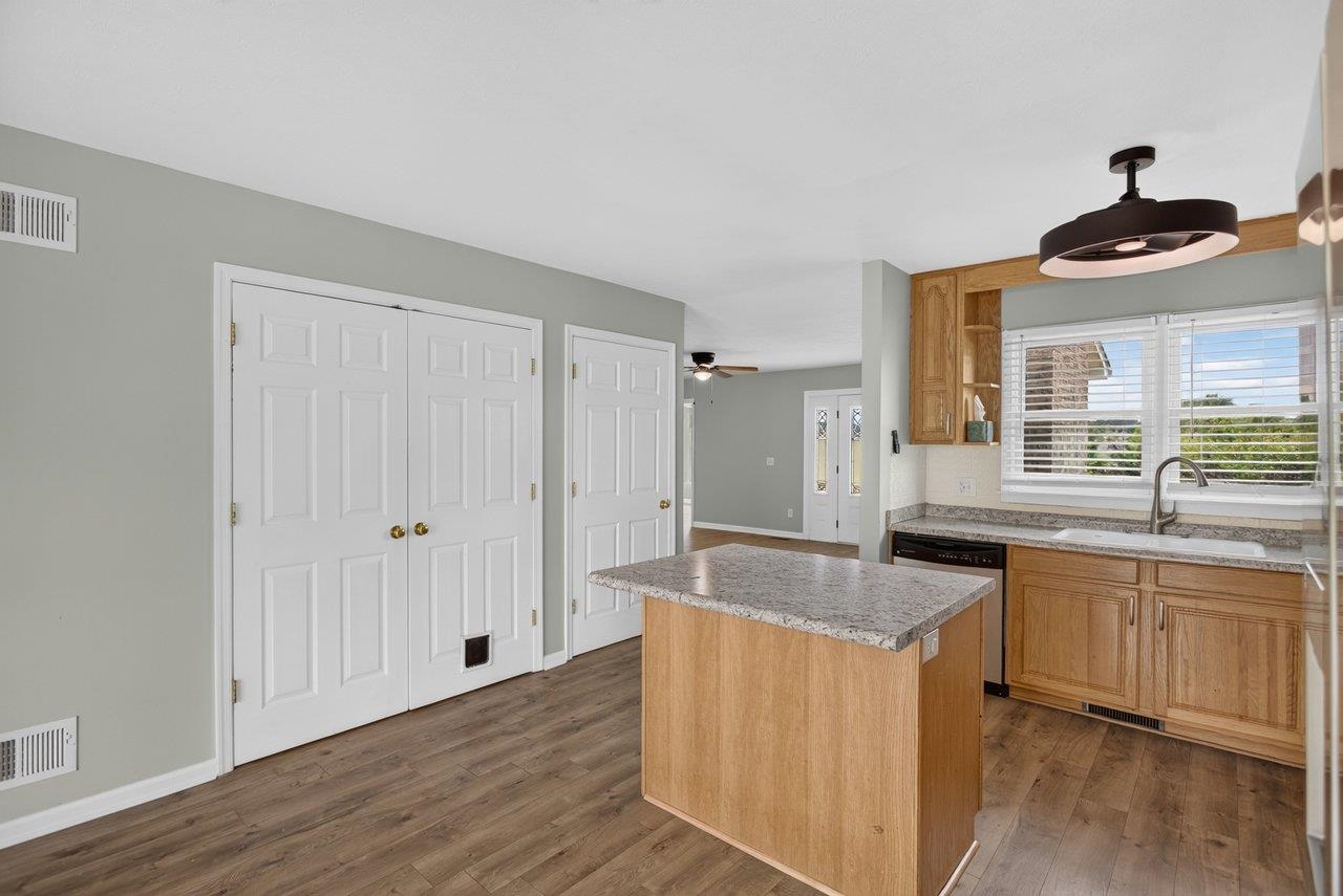 2110 RAMBLEWOOD RD, HARRISONBURG, Virginia 22801, 3 Bedrooms Bedrooms, ,3 BathroomsBathrooms,Residential,2110 RAMBLEWOOD RD,681863 MLS # 681863 2110 RAMBLEWOOD RD, HARRISONBURG, Virginia 22801, 3 Bedrooms Bedrooms, ,3 BathroomsBathrooms,Residential,2110 RAMBLEWOOD RD,681863 MLS # 681863