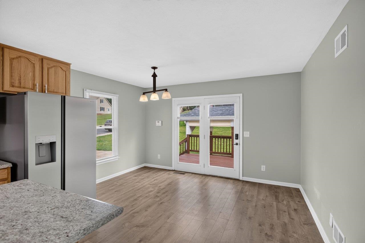 2110 RAMBLEWOOD RD, HARRISONBURG, Virginia 22801, 3 Bedrooms Bedrooms, ,3 BathroomsBathrooms,Residential,2110 RAMBLEWOOD RD,681863 MLS # 681863 2110 RAMBLEWOOD RD, HARRISONBURG, Virginia 22801, 3 Bedrooms Bedrooms, ,3 BathroomsBathrooms,Residential,2110 RAMBLEWOOD RD,681863 MLS # 681863