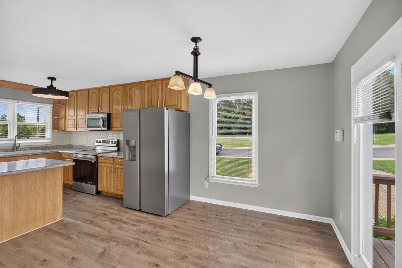 2110 RAMBLEWOOD RD, HARRISONBURG, Virginia 22801, 3 Bedrooms Bedrooms, ,3 BathroomsBathrooms,Residential,2110 RAMBLEWOOD RD,681863 MLS # 681863 2110 RAMBLEWOOD RD, HARRISONBURG, Virginia 22801, 3 Bedrooms Bedrooms, ,3 BathroomsBathrooms,Residential,2110 RAMBLEWOOD RD,681863 MLS # 681863