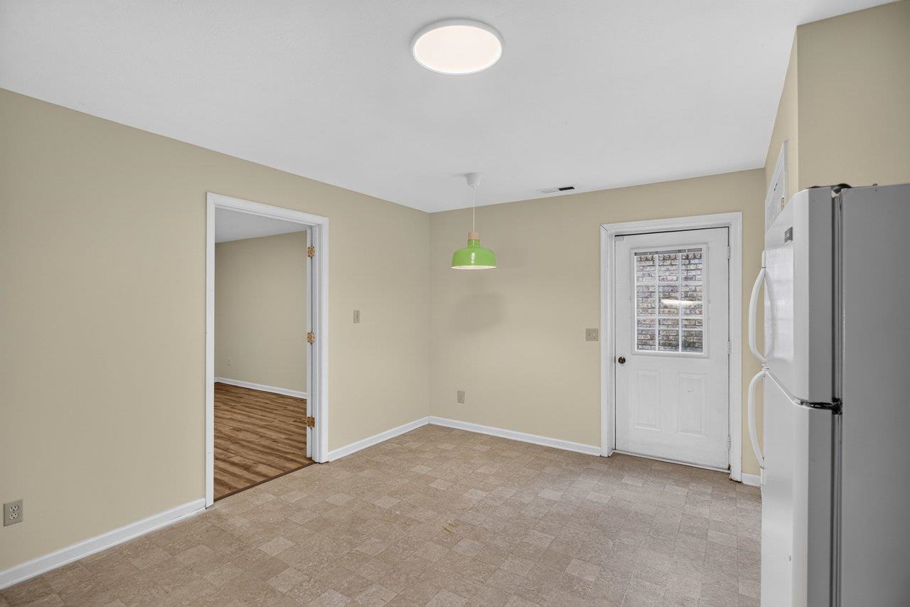 2110 RAMBLEWOOD RD, HARRISONBURG, Virginia 22801, 3 Bedrooms Bedrooms, ,3 BathroomsBathrooms,Residential,2110 RAMBLEWOOD RD,681863 MLS # 681863 2110 RAMBLEWOOD RD, HARRISONBURG, Virginia 22801, 3 Bedrooms Bedrooms, ,3 BathroomsBathrooms,Residential,2110 RAMBLEWOOD RD,681863 MLS # 681863