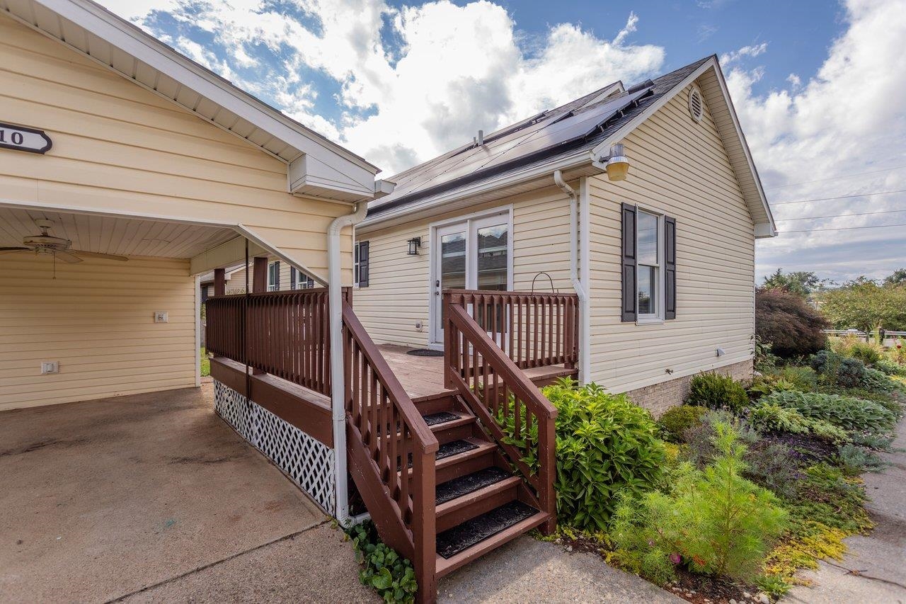 2110 RAMBLEWOOD RD, HARRISONBURG, Virginia 22801, 3 Bedrooms Bedrooms, ,3 BathroomsBathrooms,Residential,2110 RAMBLEWOOD RD,681863 MLS # 681863 2110 RAMBLEWOOD RD, HARRISONBURG, Virginia 22801, 3 Bedrooms Bedrooms, ,3 BathroomsBathrooms,Residential,2110 RAMBLEWOOD RD,681863 MLS # 681863