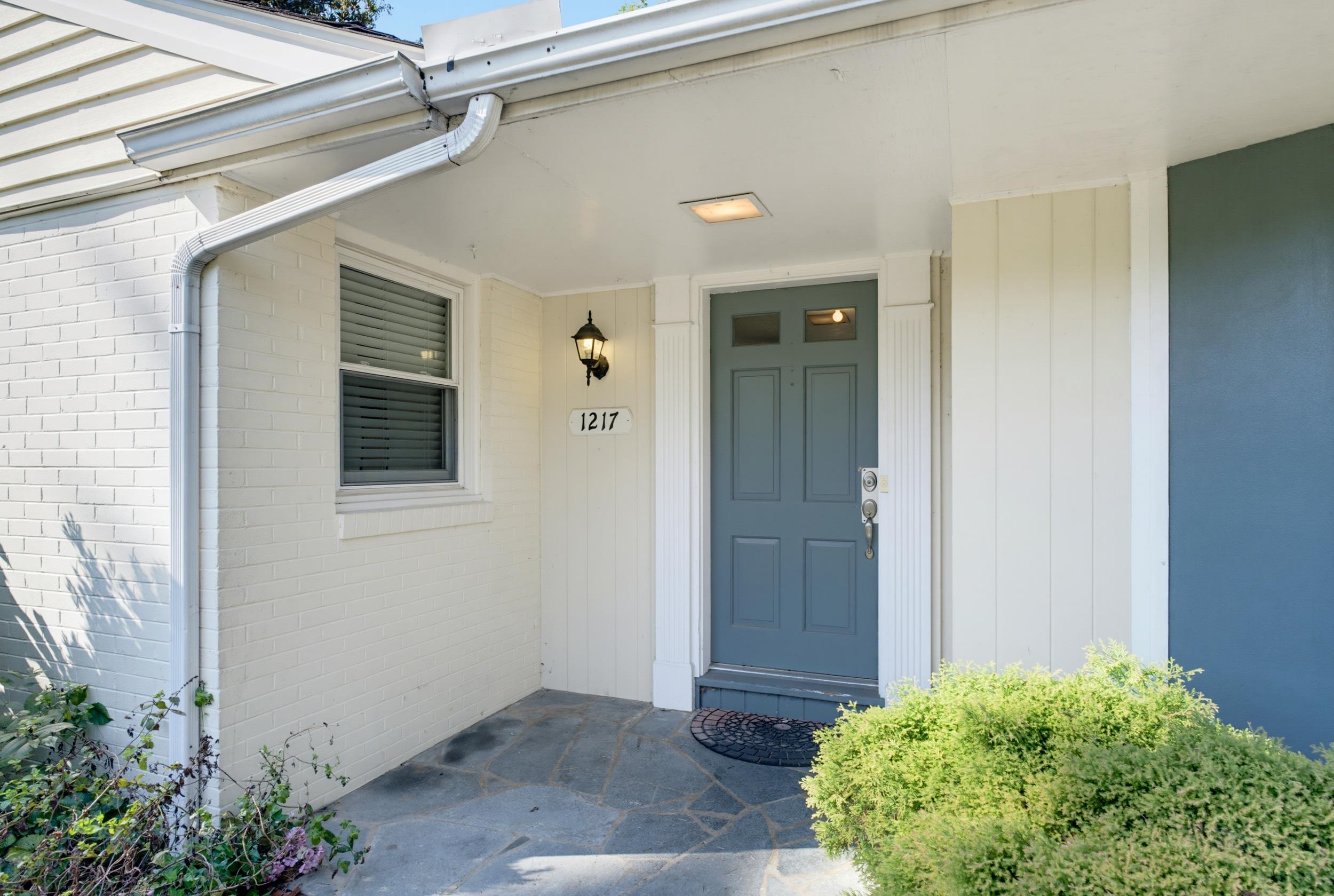 1217 MEADOWBROOK RD, WAYNESBORO, Virginia 22980, 3 Bedrooms Bedrooms, ,2 BathroomsBathrooms,Residential,Tax Map 63 - 10 - 6 - Parcels 2 & 2A,1217 MEADOWBROOK RD,681865 MLS # 681865