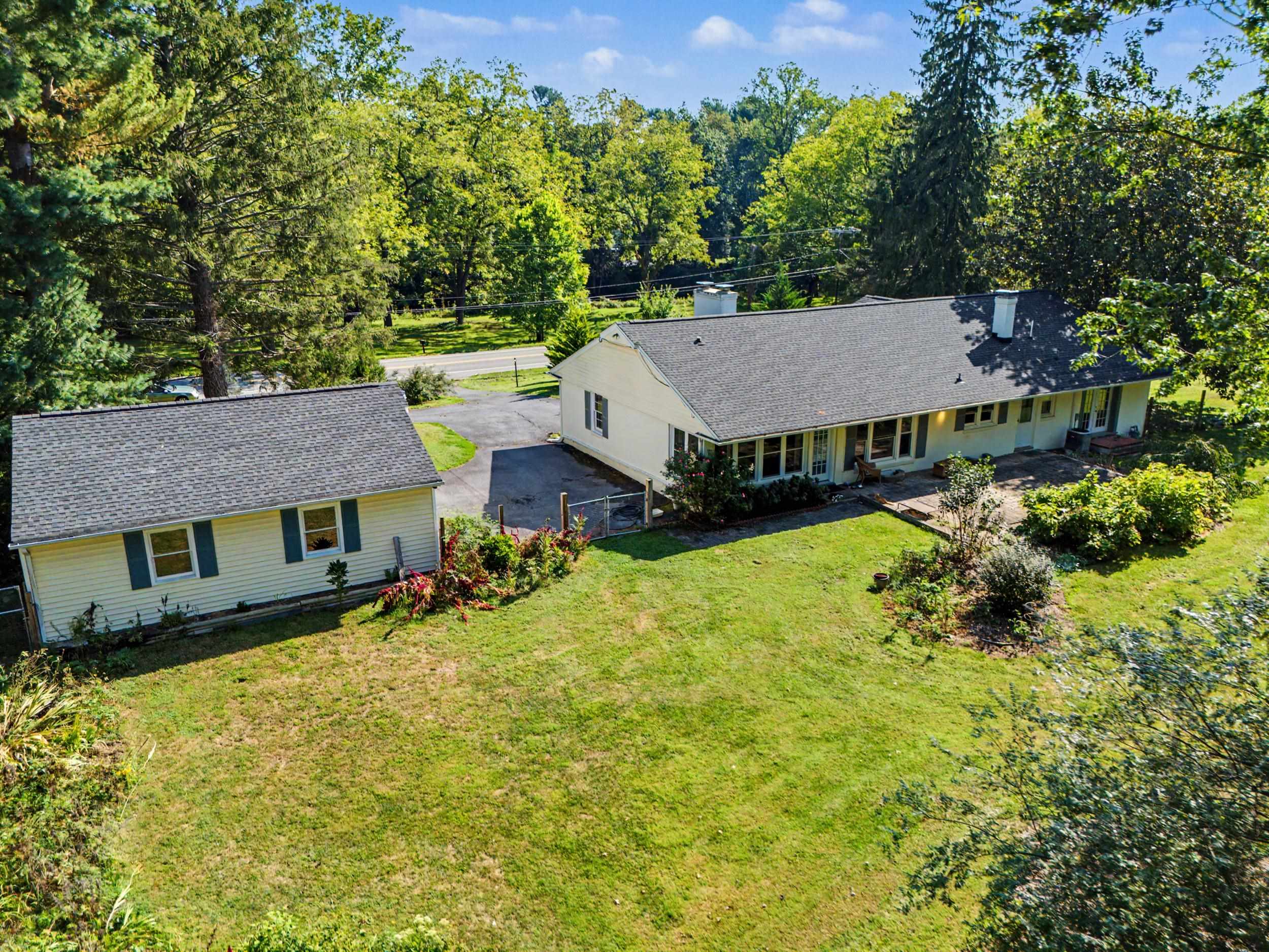 1217 MEADOWBROOK RD, WAYNESBORO, Virginia 22980, 3 Bedrooms Bedrooms, ,2 BathroomsBathrooms,Residential,Tax Map 63 - 10 - 6 - Parcels 2 & 2A,1217 MEADOWBROOK RD,681865 MLS # 681865