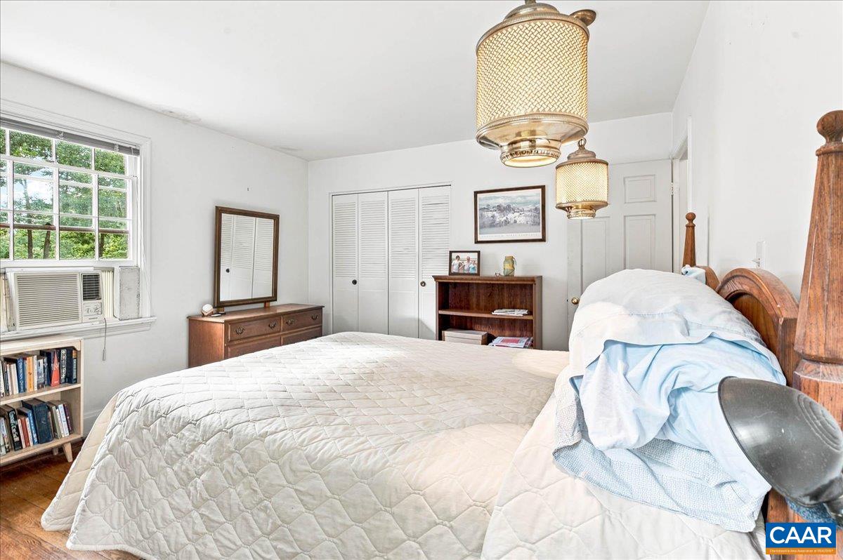 1610 INGLEWOOD DR, CHARLOTTESVILLE, Virginia 22901, 3 Bedrooms Bedrooms, ,2 BathroomsBathrooms,Residential,1610 Inglewood Dr,1610 INGLEWOOD DR,681229 MLS # 681229 1610 INGLEWOOD DR, CHARLOTTESVILLE, Virginia 22901, 3 Bedrooms Bedrooms, ,2 BathroomsBathrooms,Residential,1610 Inglewood Dr,1610 INGLEWOOD DR,681229 MLS # 681229