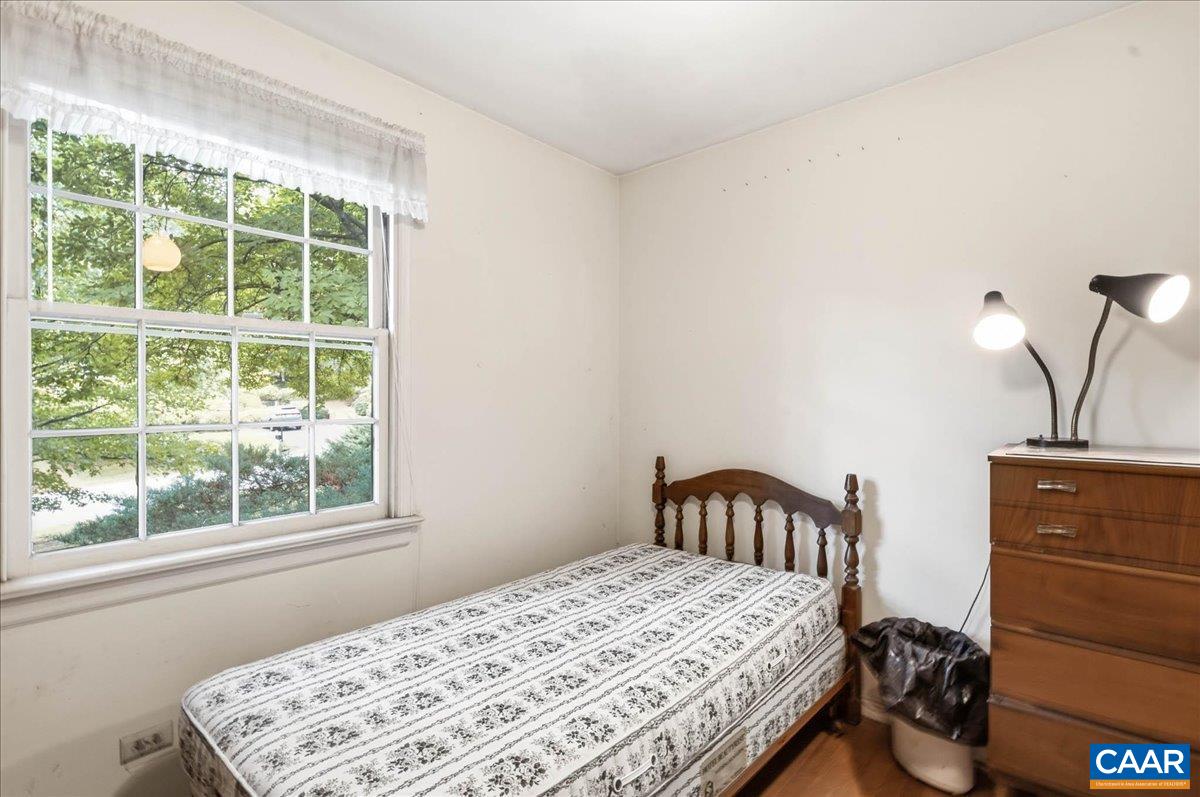 1610 INGLEWOOD DR, CHARLOTTESVILLE, Virginia 22901, 3 Bedrooms Bedrooms, ,2 BathroomsBathrooms,Residential,1610 Inglewood Dr,1610 INGLEWOOD DR,681229 MLS # 681229 1610 INGLEWOOD DR, CHARLOTTESVILLE, Virginia 22901, 3 Bedrooms Bedrooms, ,2 BathroomsBathrooms,Residential,1610 Inglewood Dr,1610 INGLEWOOD DR,681229 MLS # 681229