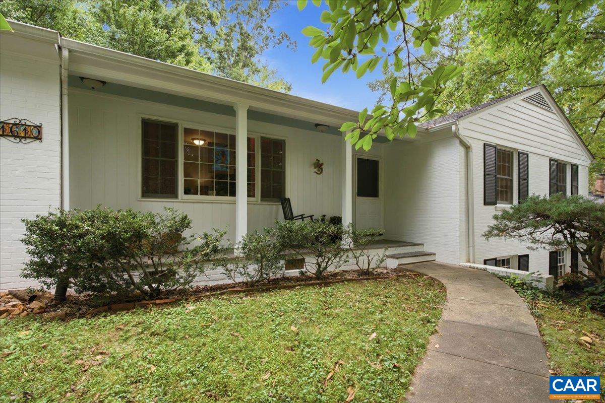 1610 INGLEWOOD DR, CHARLOTTESVILLE, Virginia 22901, 3 Bedrooms Bedrooms, ,2 BathroomsBathrooms,Residential,1610 Inglewood Dr,1610 INGLEWOOD DR,681229 MLS # 681229 1610 INGLEWOOD DR, CHARLOTTESVILLE, Virginia 22901, 3 Bedrooms Bedrooms, ,2 BathroomsBathrooms,Residential,1610 Inglewood Dr,1610 INGLEWOOD DR,681229 MLS # 681229