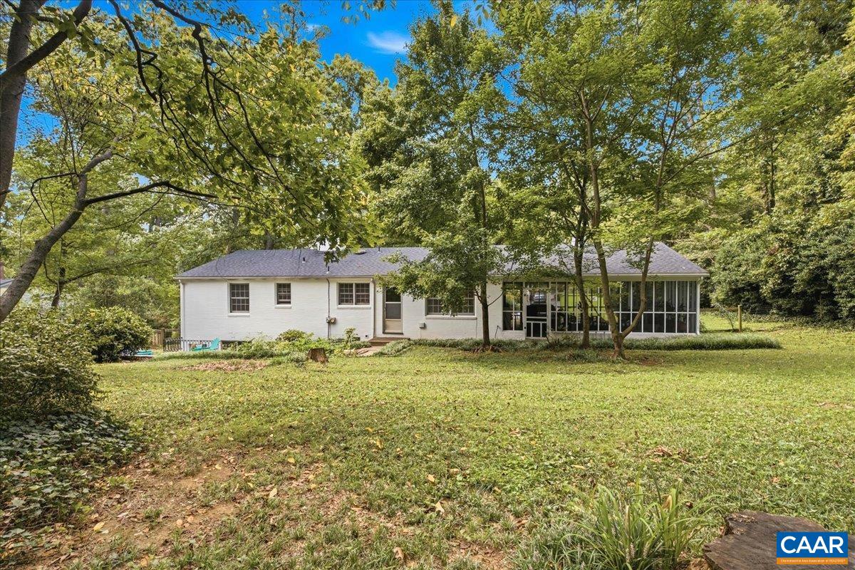 1610 INGLEWOOD DR, CHARLOTTESVILLE, Virginia 22901, 3 Bedrooms Bedrooms, ,2 BathroomsBathrooms,Residential,1610 Inglewood Dr,1610 INGLEWOOD DR,681229 MLS # 681229 1610 INGLEWOOD DR, CHARLOTTESVILLE, Virginia 22901, 3 Bedrooms Bedrooms, ,2 BathroomsBathrooms,Residential,1610 Inglewood Dr,1610 INGLEWOOD DR,681229 MLS # 681229