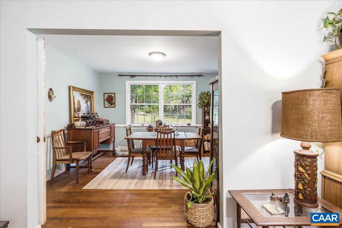 1610 INGLEWOOD DR, CHARLOTTESVILLE, Virginia 22901, 3 Bedrooms Bedrooms, ,2 BathroomsBathrooms,Residential,1610 Inglewood Dr,1610 INGLEWOOD DR,681229 MLS # 681229 1610 INGLEWOOD DR, CHARLOTTESVILLE, Virginia 22901, 3 Bedrooms Bedrooms, ,2 BathroomsBathrooms,Residential,1610 Inglewood Dr,1610 INGLEWOOD DR,681229 MLS # 681229
