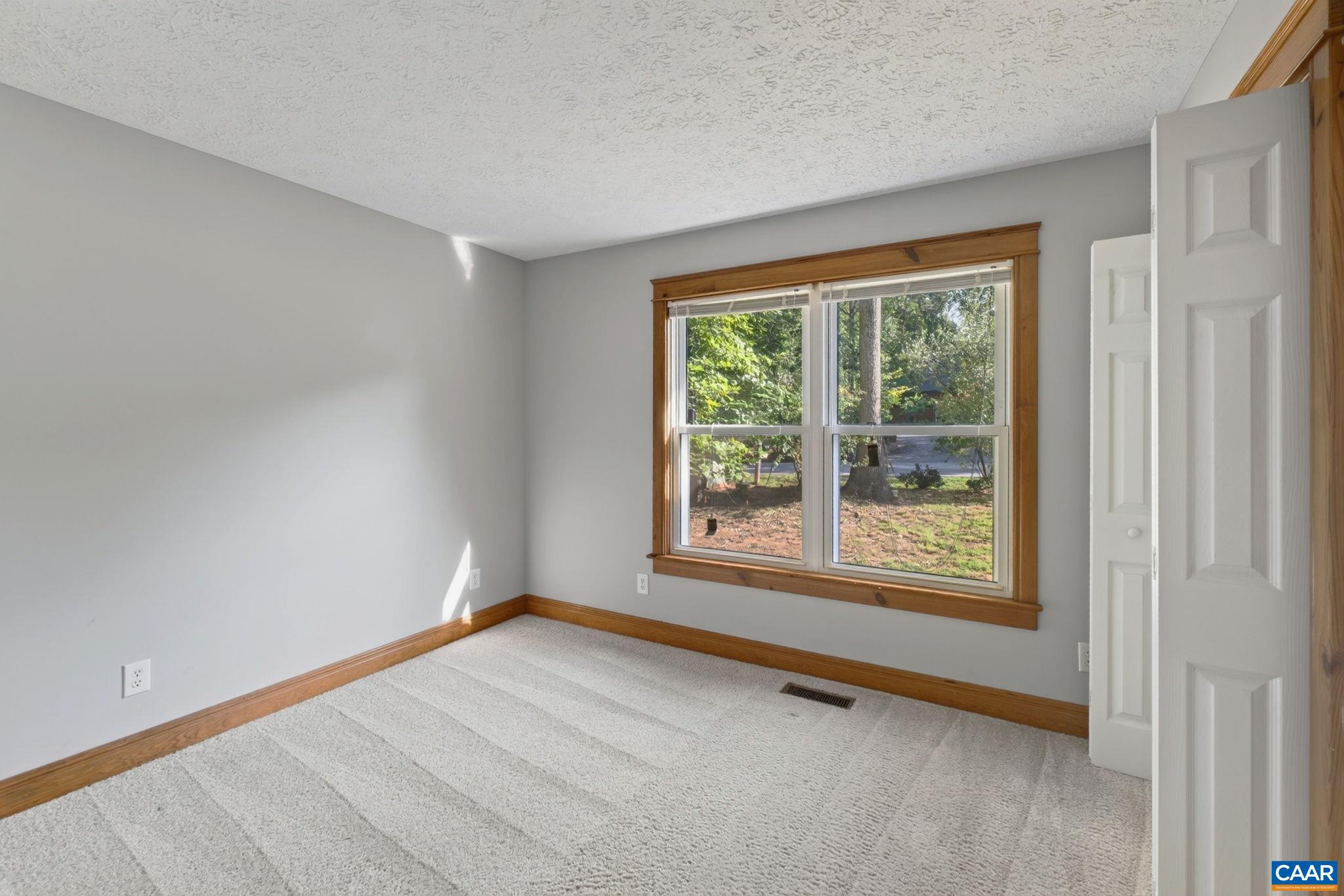 419 JEFFERSON DR, PALMYRA, Virginia 22963, 3 Bedrooms Bedrooms, ,2 BathroomsBathrooms,Residential,419 JEFFERSON DR,681774 MLS # 681774