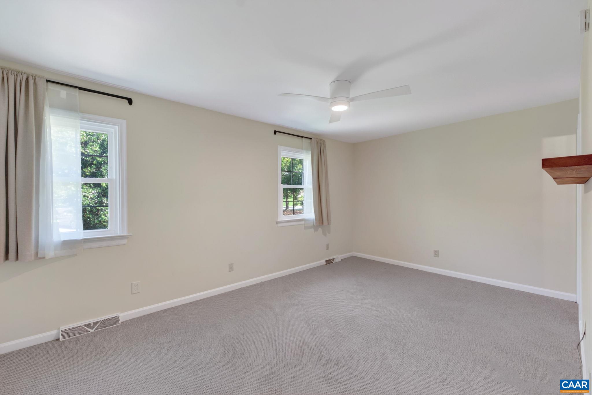 107 GEORGETOWN GREEN, CHARLOTTESVILLE, Virginia 22901, 3 Bedrooms Bedrooms, ,2 BathroomsBathrooms,Residential,107 GEORGETOWN GREEN,681867 MLS # 681867 107 GEORGETOWN GREEN, CHARLOTTESVILLE, Virginia 22901, 3 Bedrooms Bedrooms, ,2 BathroomsBathrooms,Residential,107 GEORGETOWN GREEN,681867 MLS # 681867