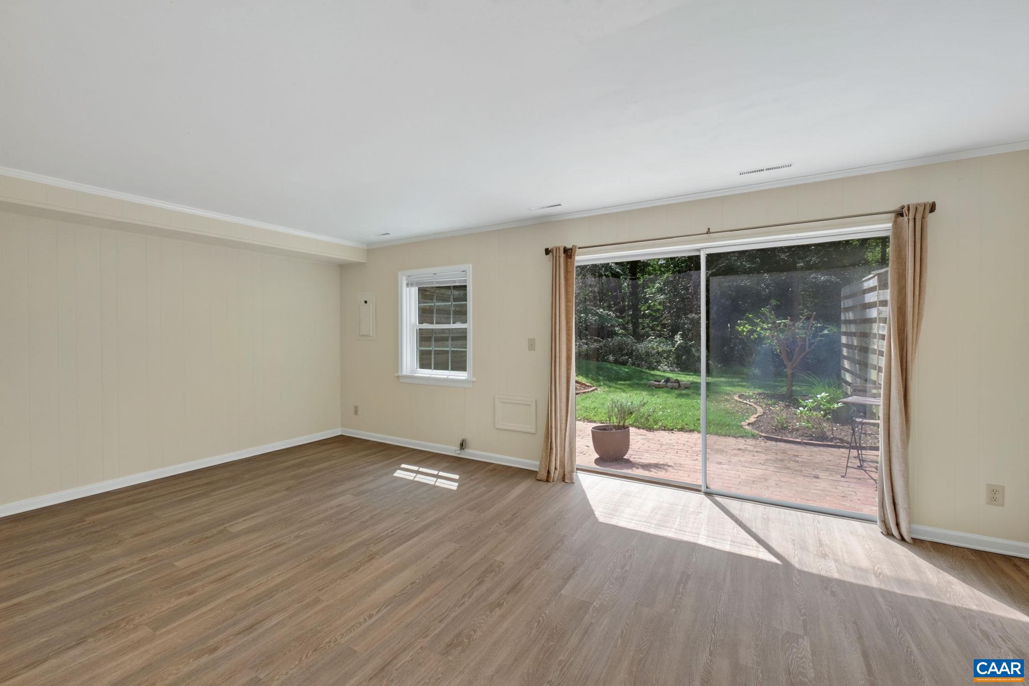 107 GEORGETOWN GREEN, CHARLOTTESVILLE, Virginia 22901, 3 Bedrooms Bedrooms, ,2 BathroomsBathrooms,Residential,107 GEORGETOWN GREEN,681867 MLS # 681867 107 GEORGETOWN GREEN, CHARLOTTESVILLE, Virginia 22901, 3 Bedrooms Bedrooms, ,2 BathroomsBathrooms,Residential,107 GEORGETOWN GREEN,681867 MLS # 681867
