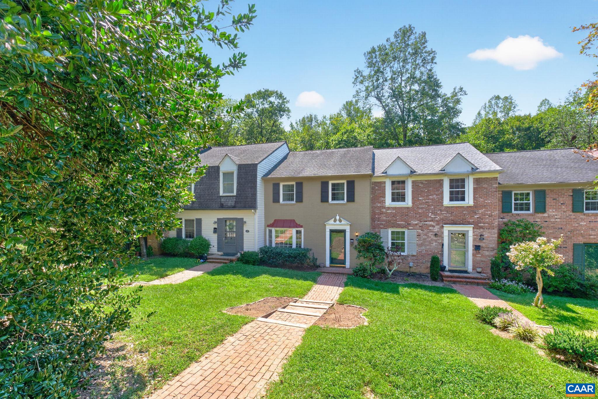 107 GEORGETOWN GREEN, CHARLOTTESVILLE, Virginia 22901, 3 Bedrooms Bedrooms, ,2 BathroomsBathrooms,Residential,107 GEORGETOWN GREEN,681867 MLS # 681867 107 GEORGETOWN GREEN, CHARLOTTESVILLE, Virginia 22901, 3 Bedrooms Bedrooms, ,2 BathroomsBathrooms,Residential,107 GEORGETOWN GREEN,681867 MLS # 681867