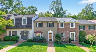 107 GEORGETOWN GREEN, CHARLOTTESVILLE, Virginia 22901, 3 Bedrooms Bedrooms, ,2 BathroomsBathrooms,Residential,107 GEORGETOWN GREEN,681867 MLS # 681867