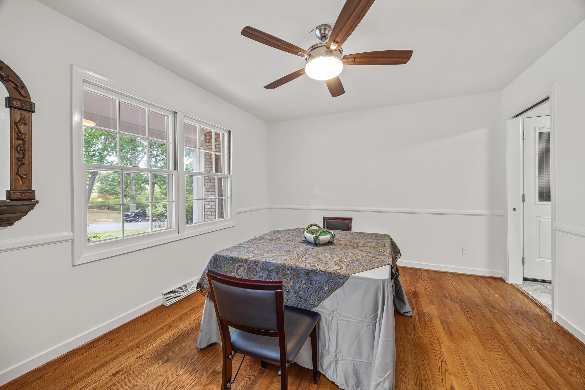 426 WINDEMERE DR, STAUNTON, Virginia 24401, 4 Bedrooms Bedrooms, ,2 BathroomsBathrooms,Residential,426 WINDEMERE DR,681879 MLS # 681879