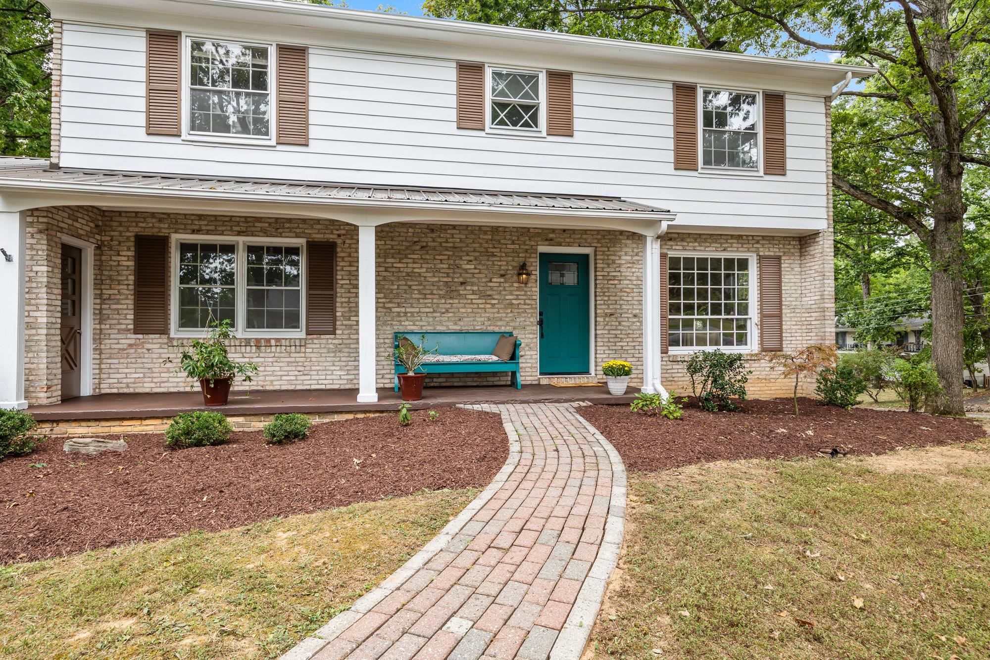 426 WINDEMERE DR, STAUNTON, Virginia 24401, 4 Bedrooms Bedrooms, ,2 BathroomsBathrooms,Residential,426 WINDEMERE DR,681879 MLS # 681879