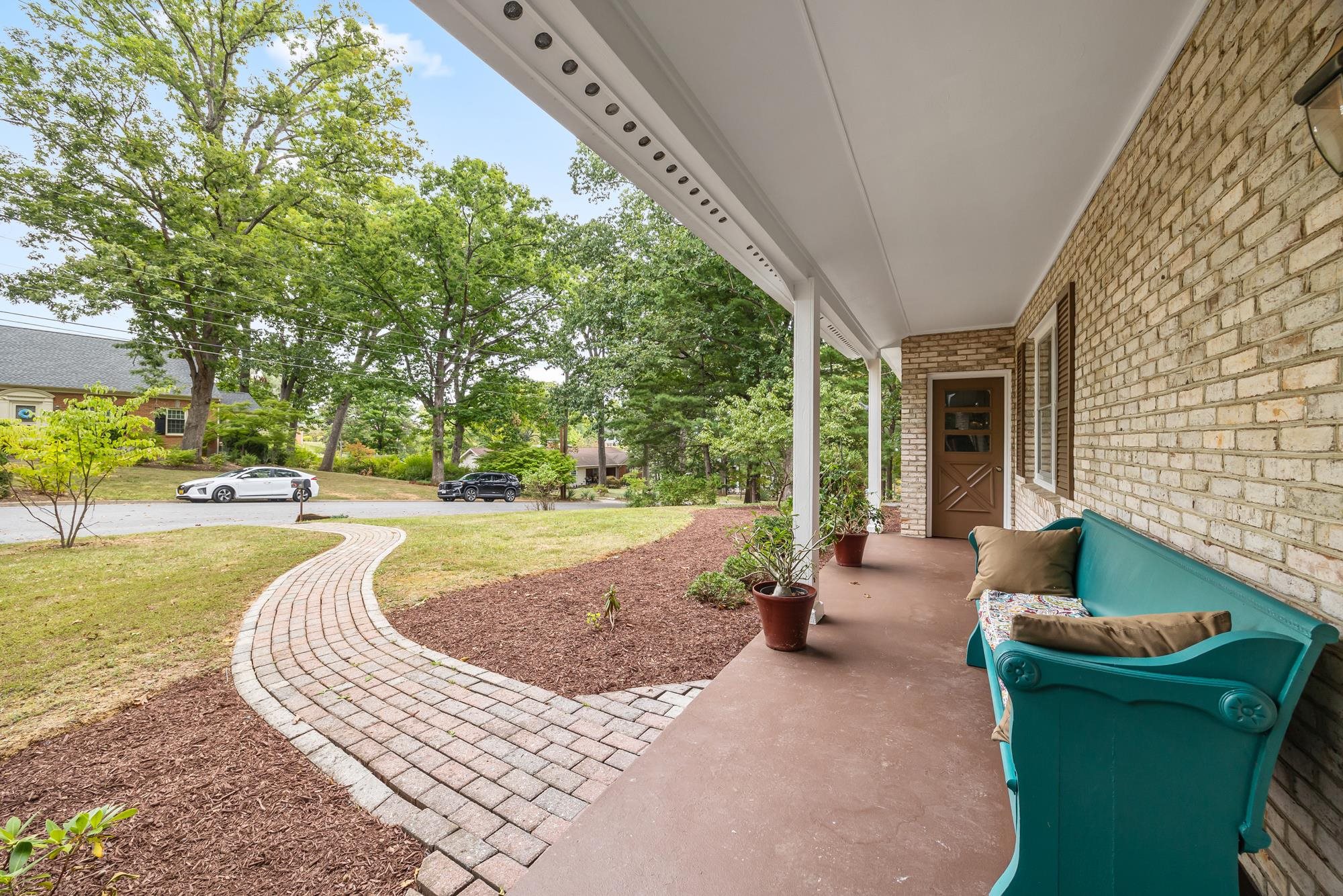 426 WINDEMERE DR, STAUNTON, Virginia 24401, 4 Bedrooms Bedrooms, ,2 BathroomsBathrooms,Residential,426 WINDEMERE DR,681879 MLS # 681879