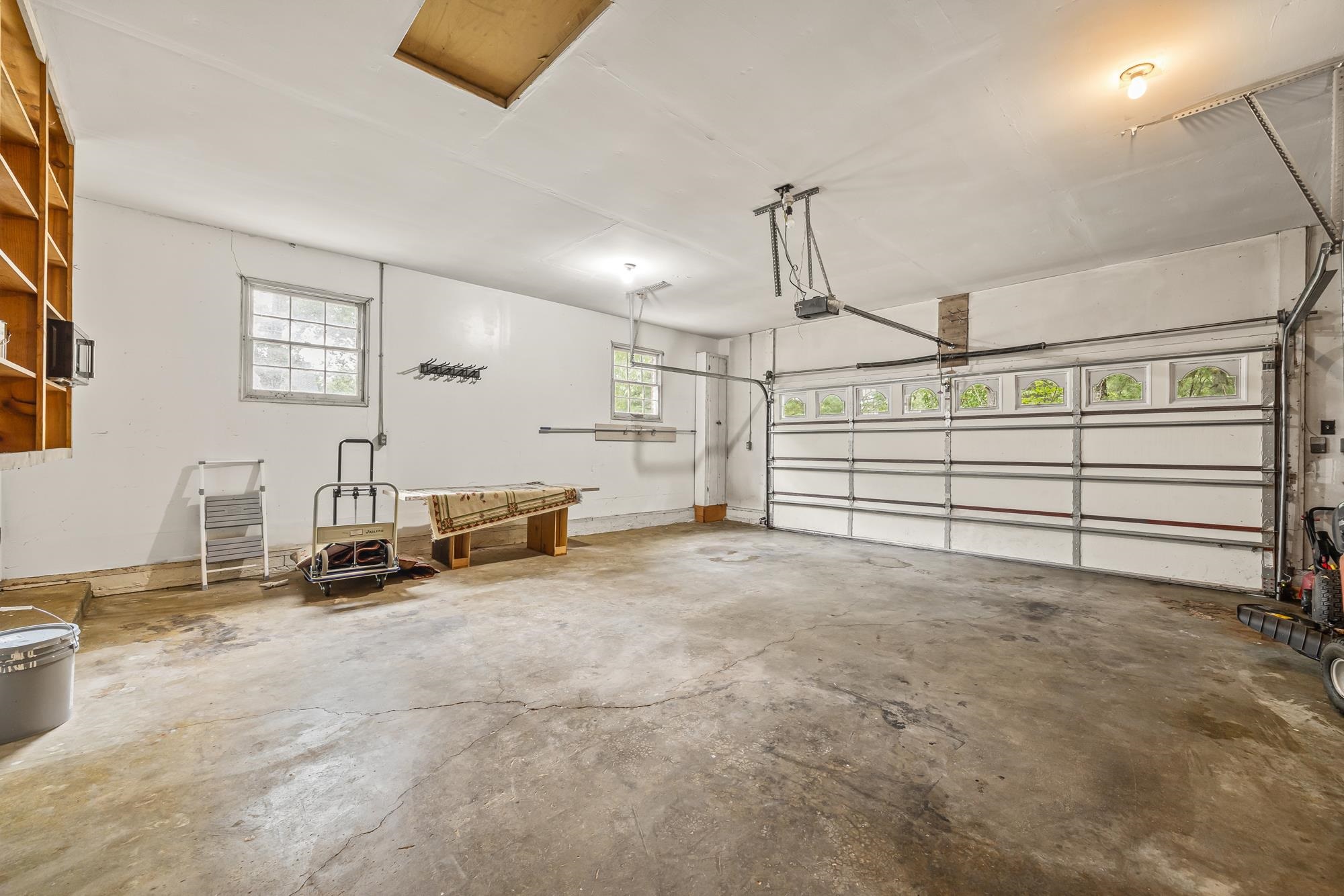 426 WINDEMERE DR, STAUNTON, Virginia 24401, 4 Bedrooms Bedrooms, ,2 BathroomsBathrooms,Residential,426 WINDEMERE DR,681879 MLS # 681879