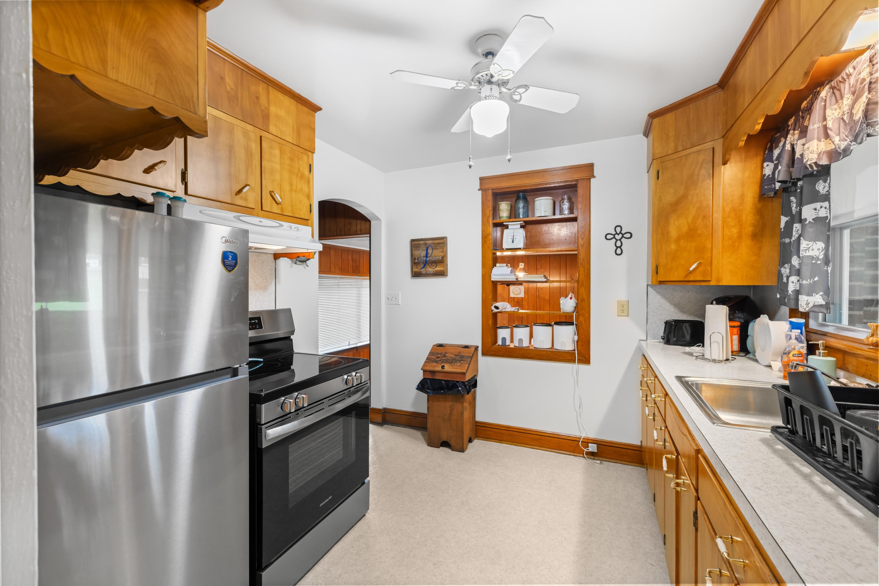 8635 NORTH VALLEY PIKE, ROCKINGHAM, Virginia 22802, 3 Bedrooms Bedrooms, ,1 BathroomBathrooms,Residential,8635 NORTH VALLEY PIKE,681881 MLS # 681881 8635 NORTH VALLEY PIKE, ROCKINGHAM, Virginia 22802, 3 Bedrooms Bedrooms, ,1 BathroomBathrooms,Residential,8635 NORTH VALLEY PIKE,681881 MLS # 681881