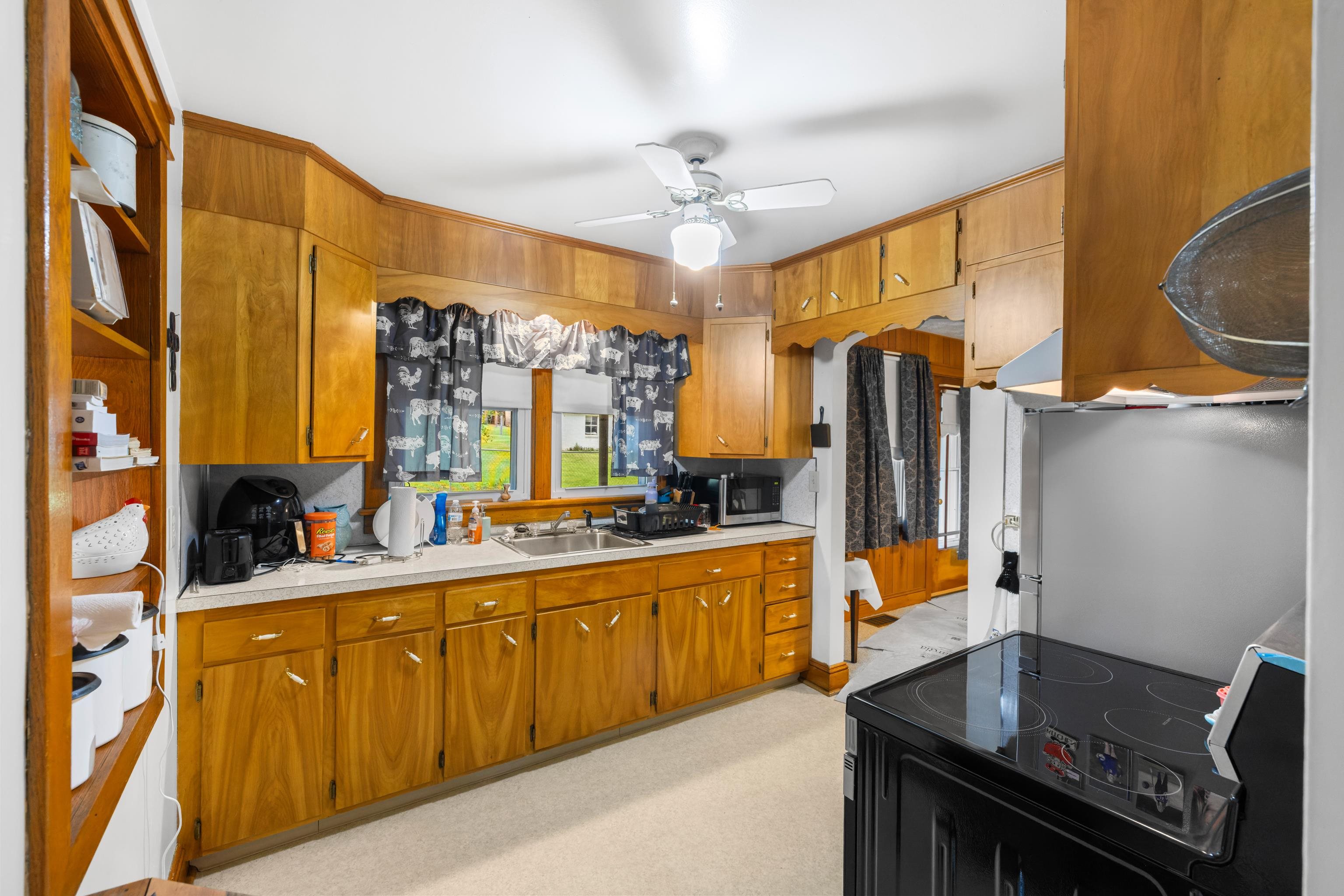 8635 NORTH VALLEY PIKE, ROCKINGHAM, Virginia 22802, 3 Bedrooms Bedrooms, ,1 BathroomBathrooms,Residential,8635 NORTH VALLEY PIKE,681881 MLS # 681881 8635 NORTH VALLEY PIKE, ROCKINGHAM, Virginia 22802, 3 Bedrooms Bedrooms, ,1 BathroomBathrooms,Residential,8635 NORTH VALLEY PIKE,681881 MLS # 681881